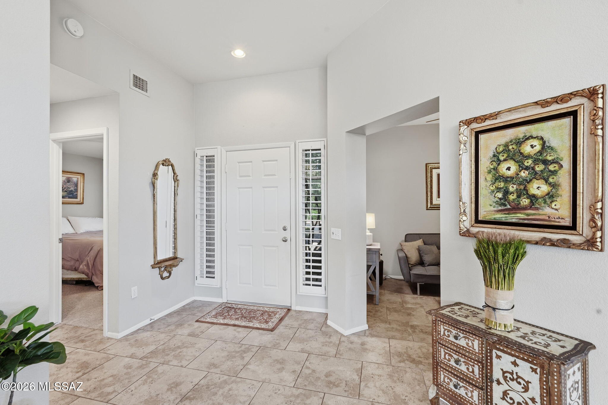 2232 E Sausalito Trail
