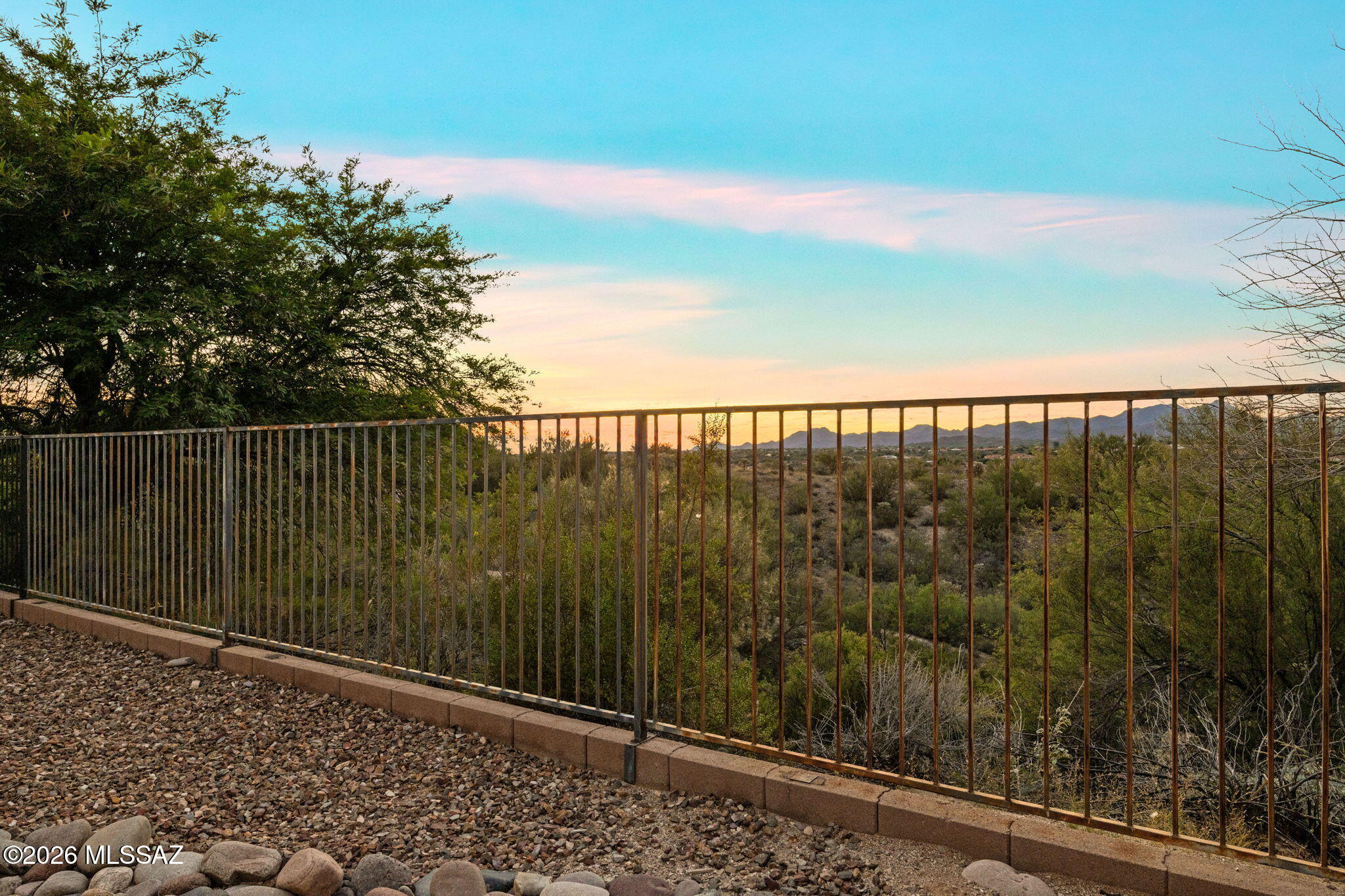 13749 N High Mountain View Place