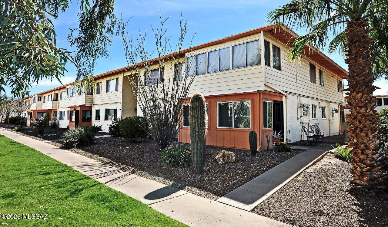 Sherwood Village Terrace (1-85) - Residential