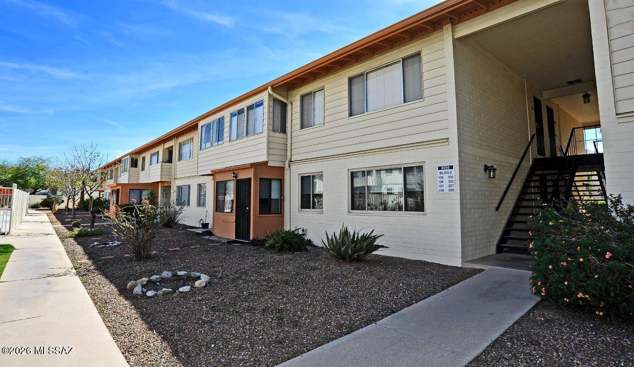 Sherwood Village Terrace (1-85) - Residential