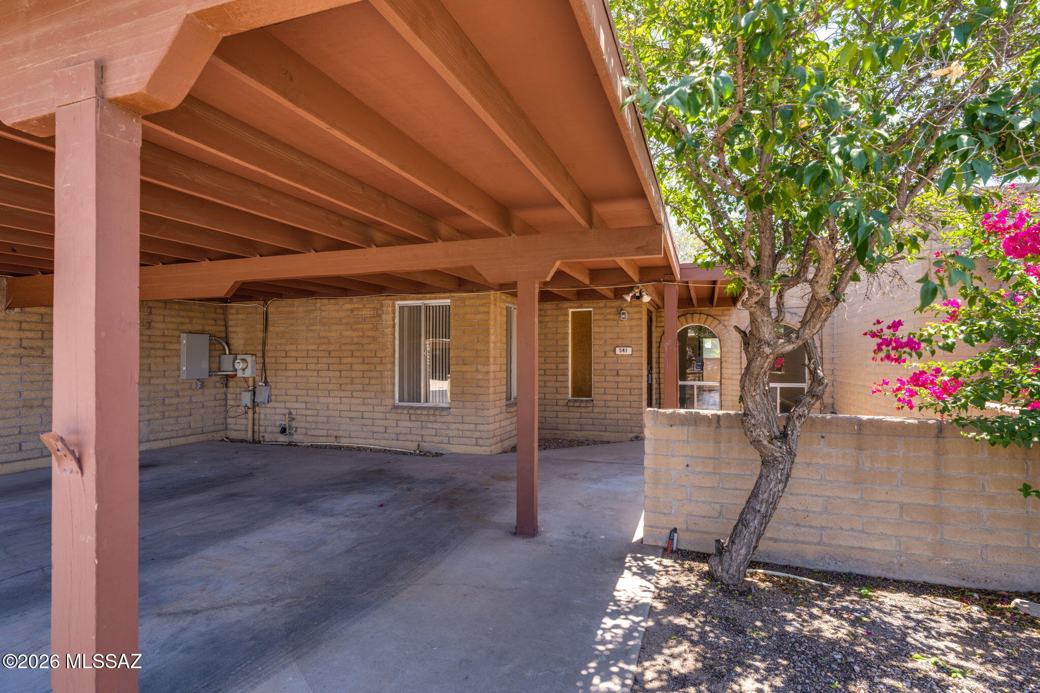 541 W Calle Lago