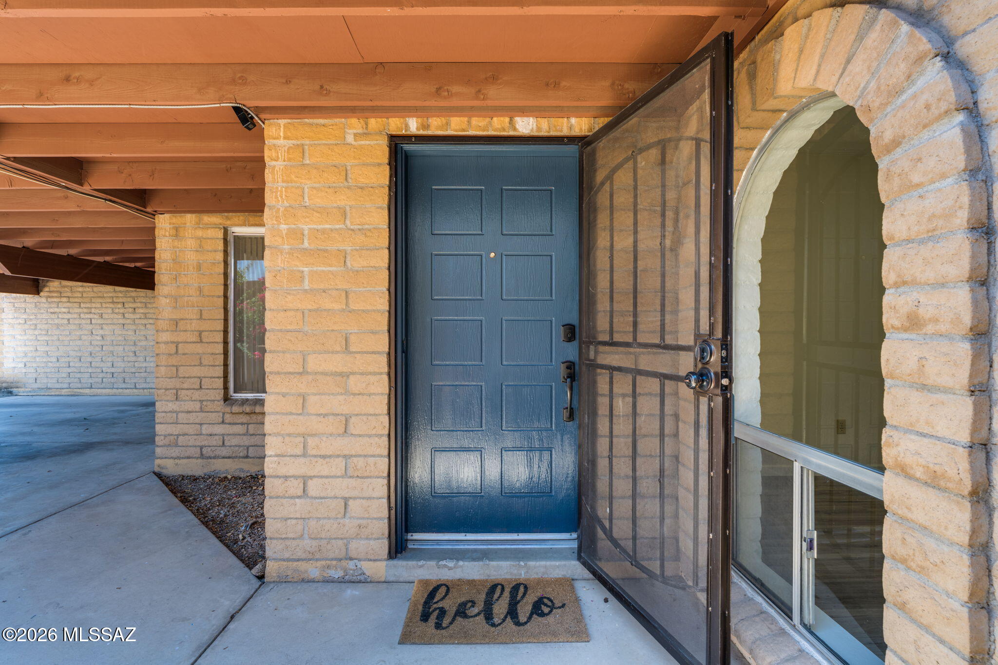 541 W Calle Lago