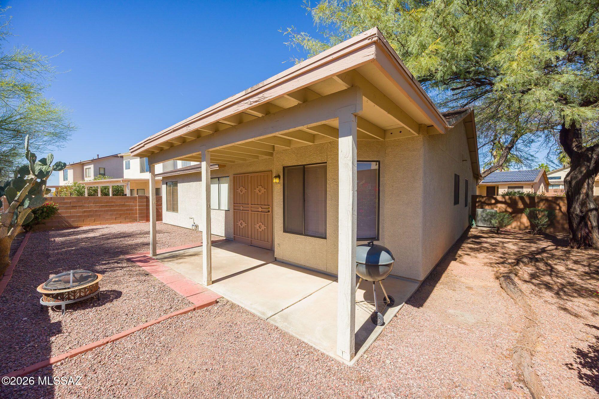 Country Club(1-221) - Residential