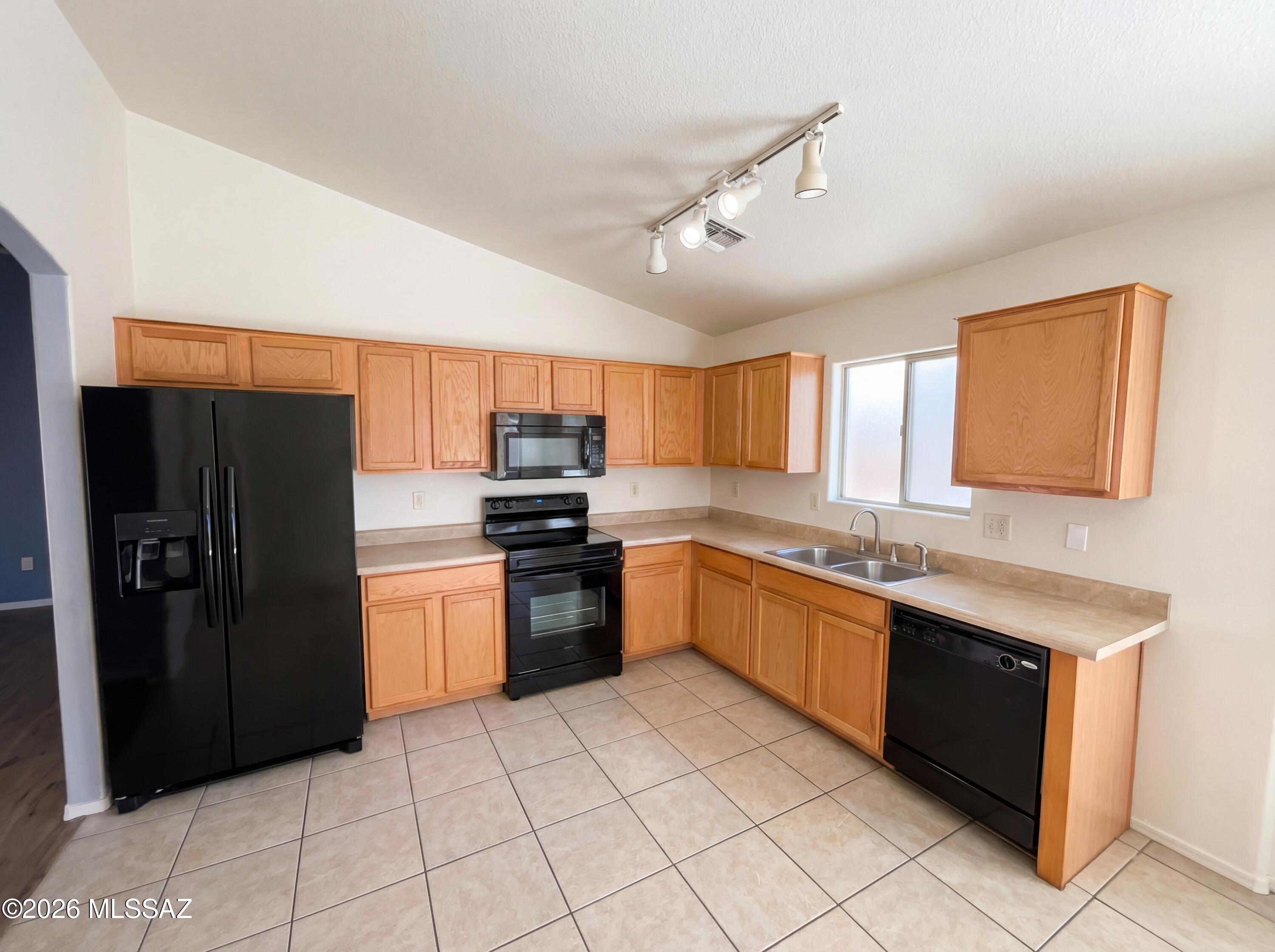 7876 S Baja Stone Avenue