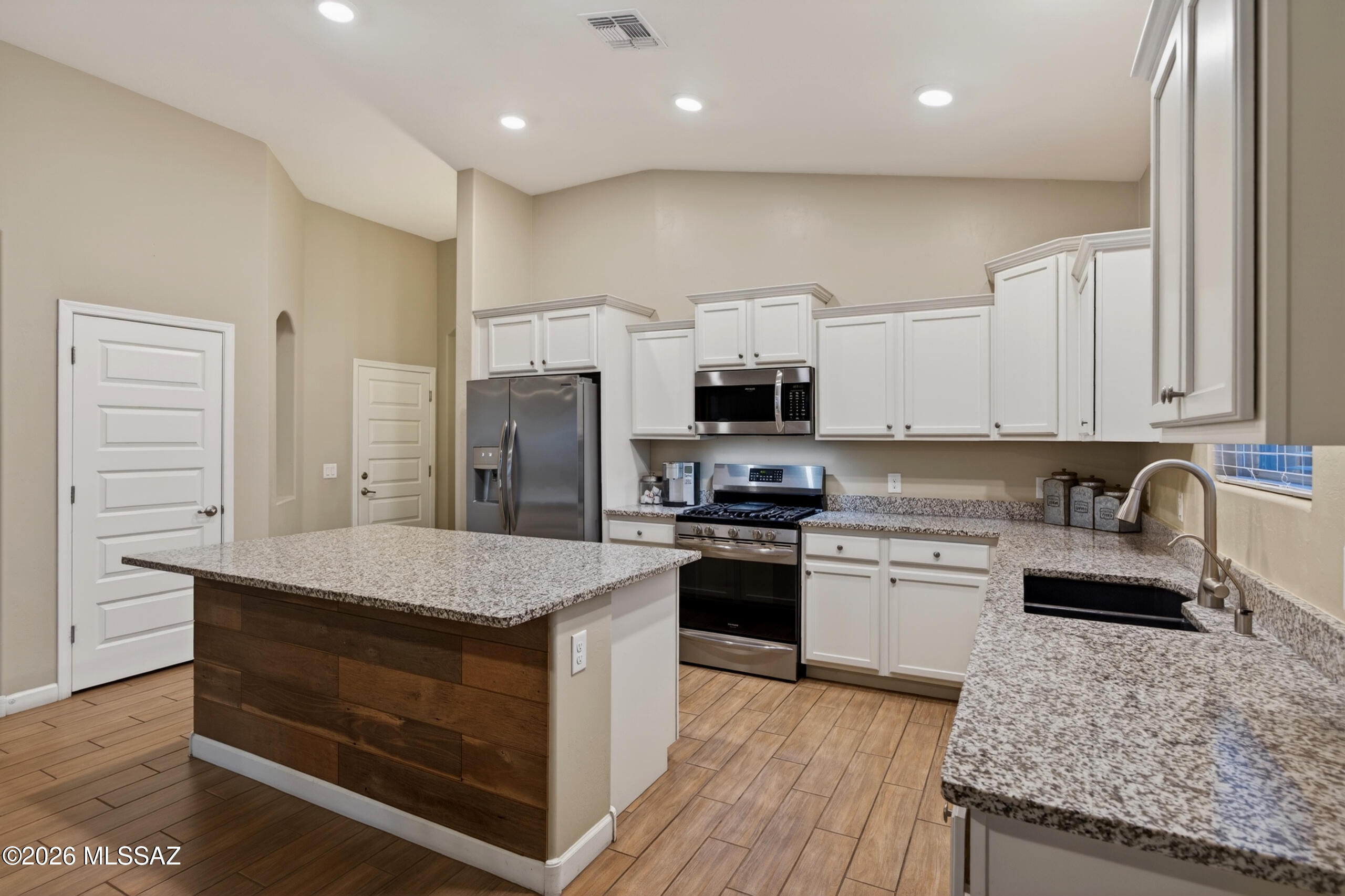 New Tucson Unit NO. 5 (1-312) - Residential