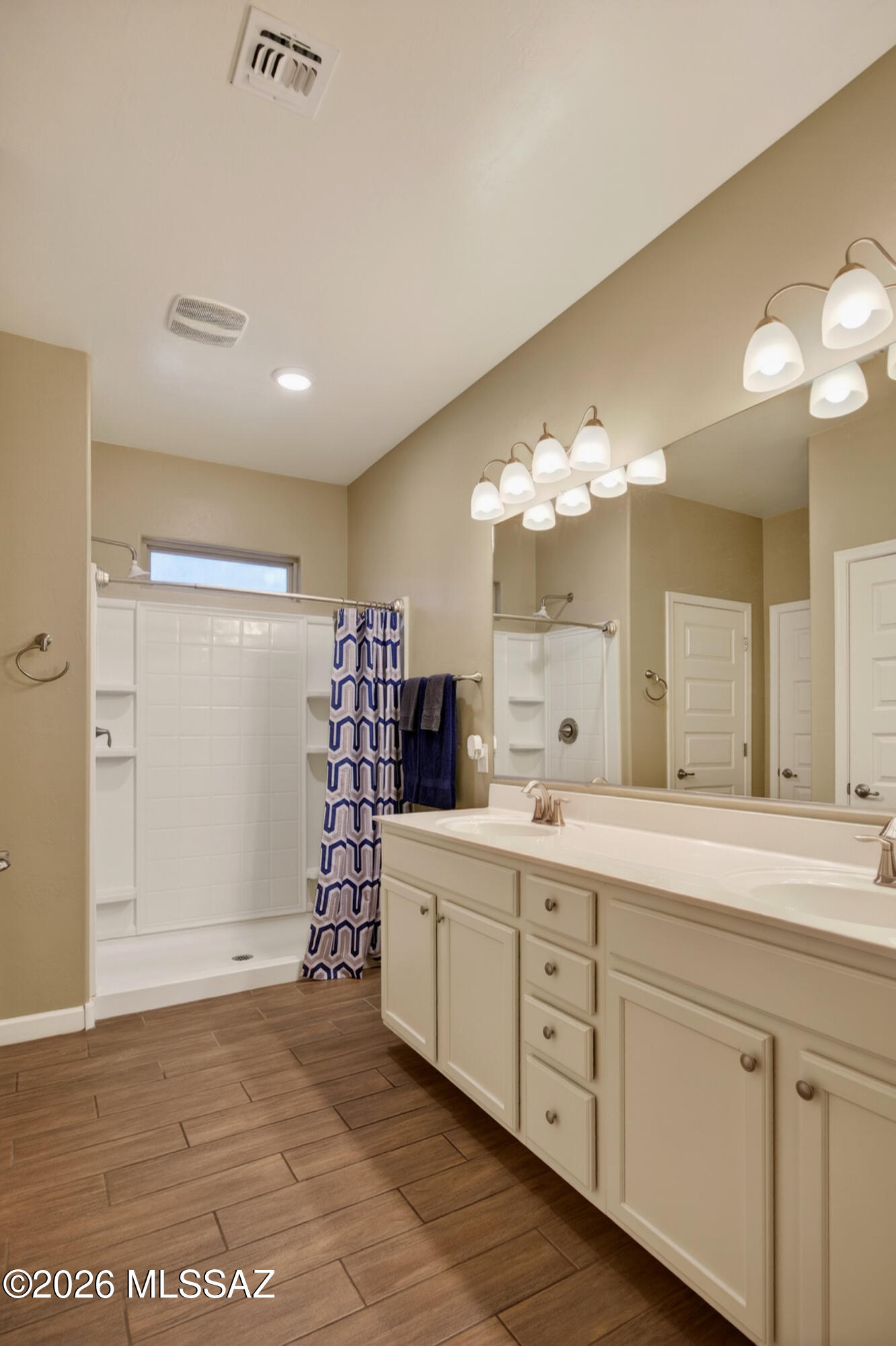 New Tucson Unit NO. 5 (1-312) - Residential