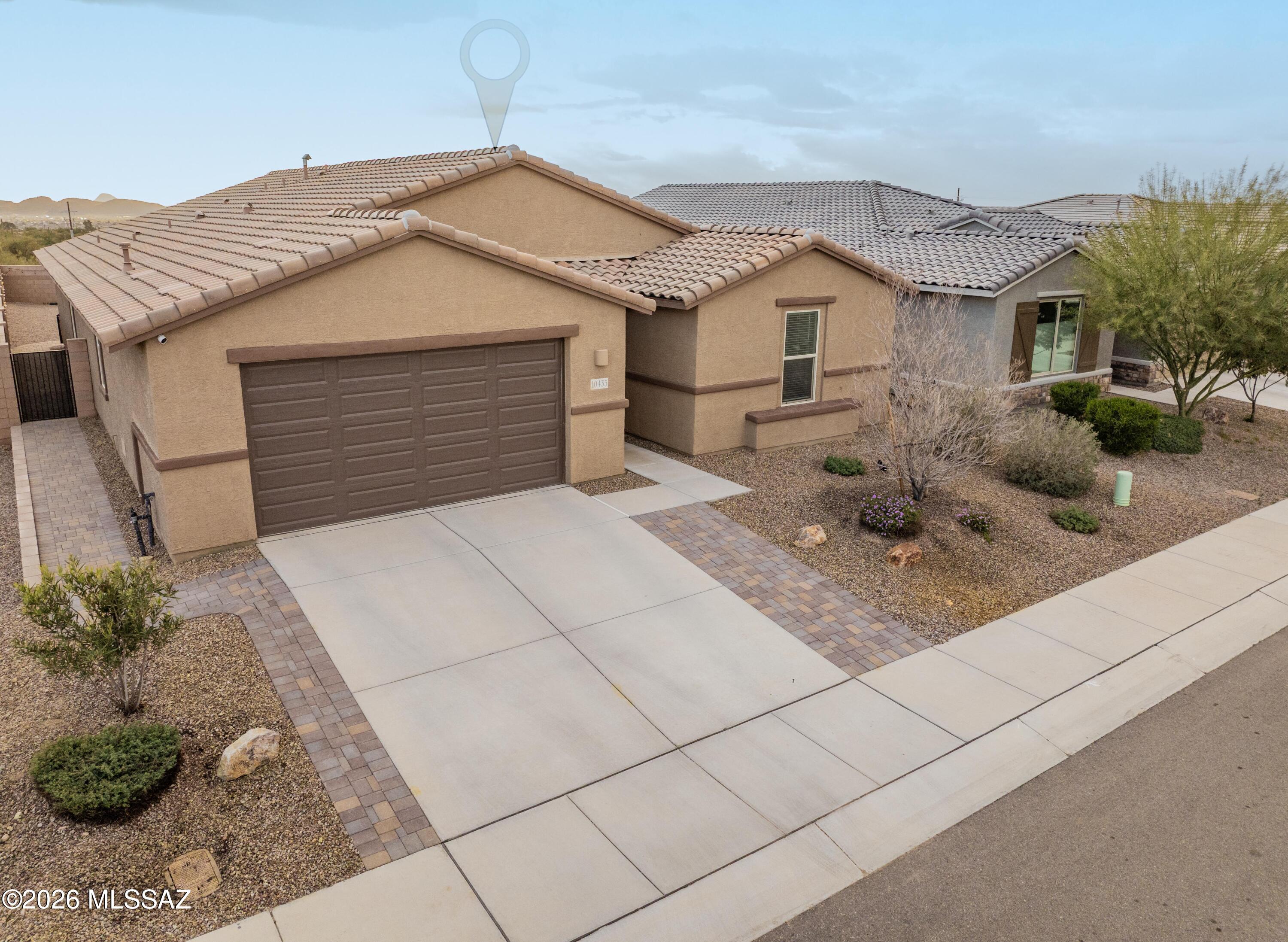 10435 N Decker Drive