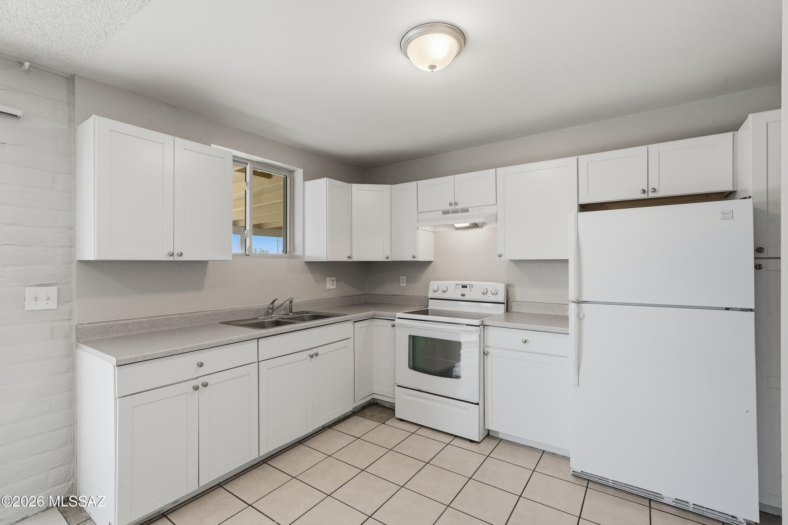 Sherwood Village Terrace (1-85) - Residential Lease