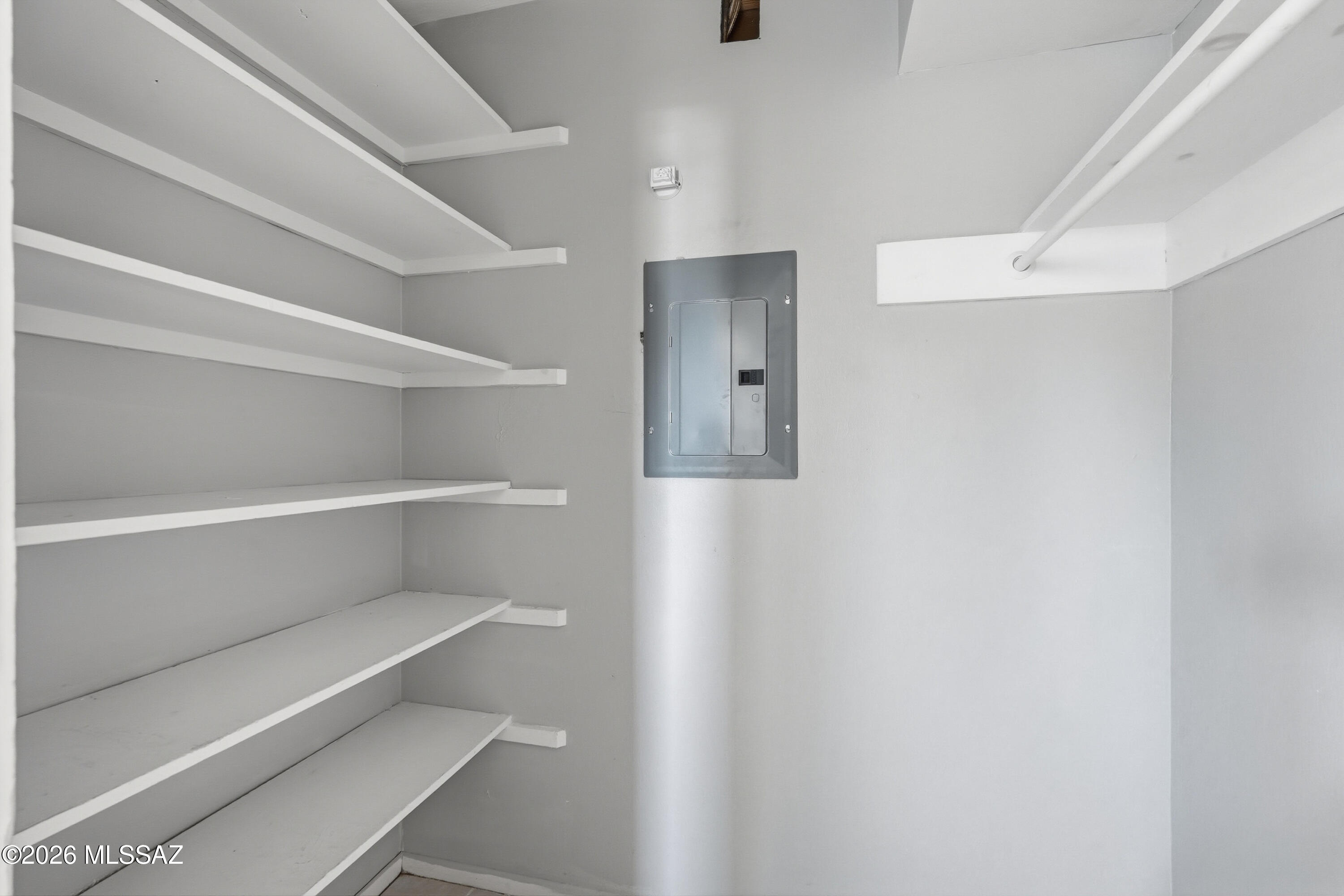 Sherwood Village Terrace (1-85) - Residential Lease