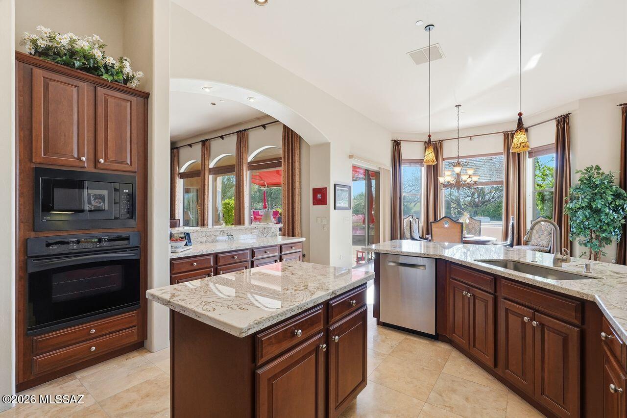 Dos Lagos at Dove Mountain (1-91) - Residential