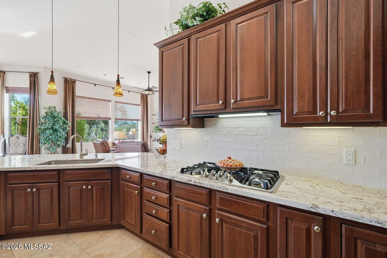 Dos Lagos at Dove Mountain (1-91) - Residential