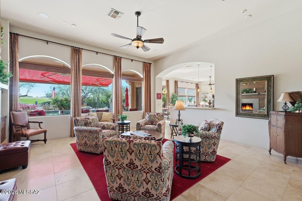Dos Lagos at Dove Mountain (1-91) - Residential