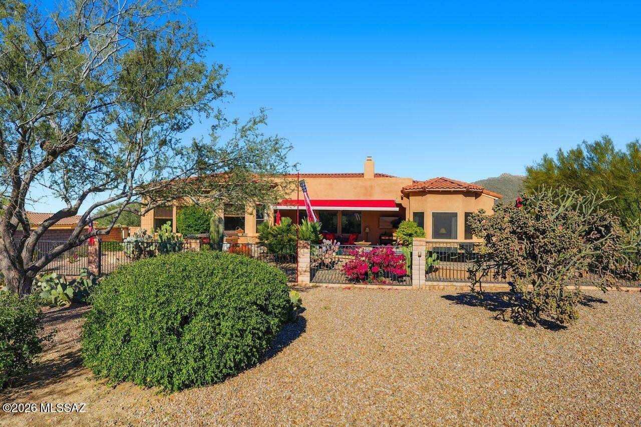 Dos Lagos at Dove Mountain (1-91) - Residential