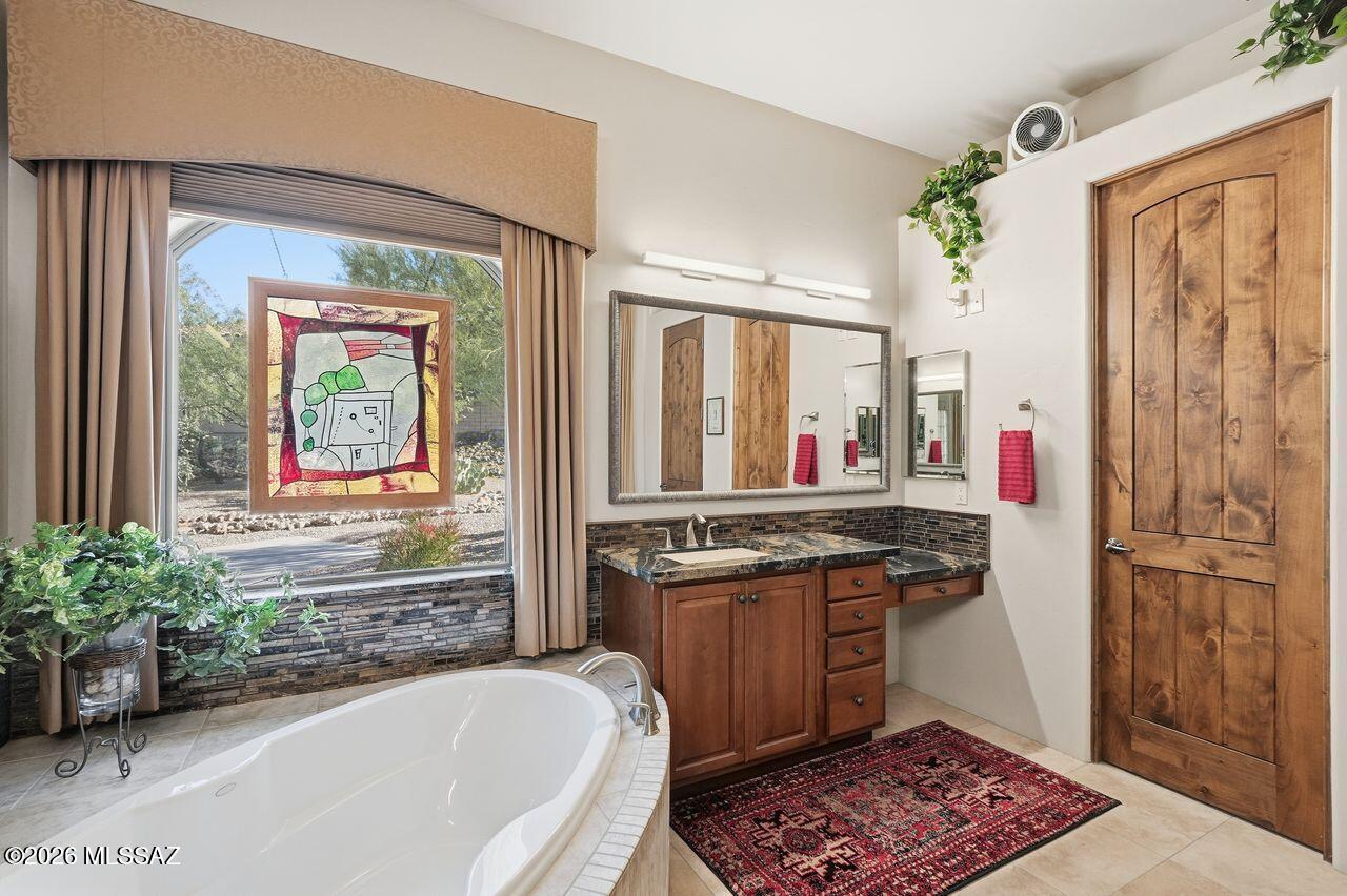 Dos Lagos at Dove Mountain (1-91) - Residential