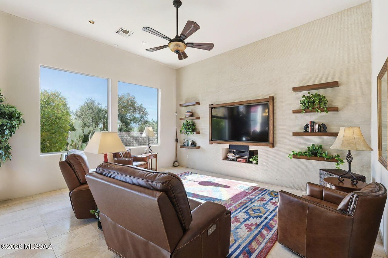 Dos Lagos at Dove Mountain (1-91) - Residential
