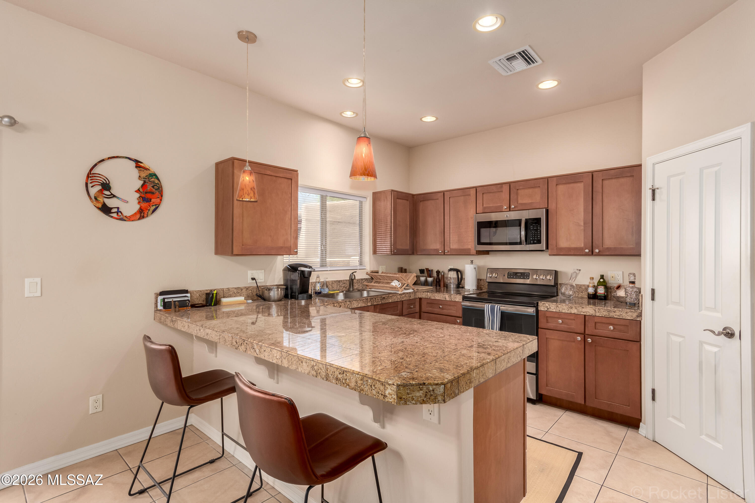 Homes At Irwin Pl (1-12) - Residential