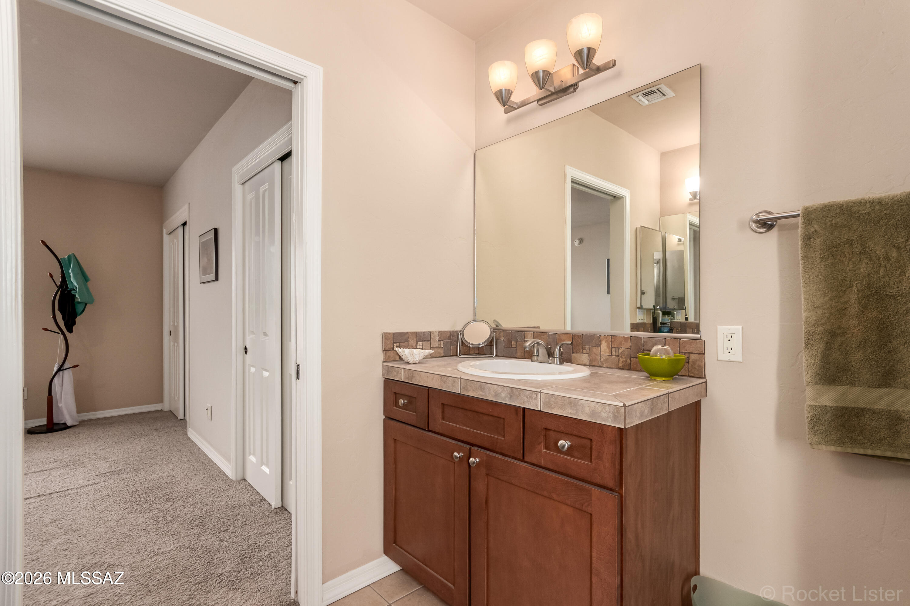 Homes At Irwin Pl (1-12) - Residential