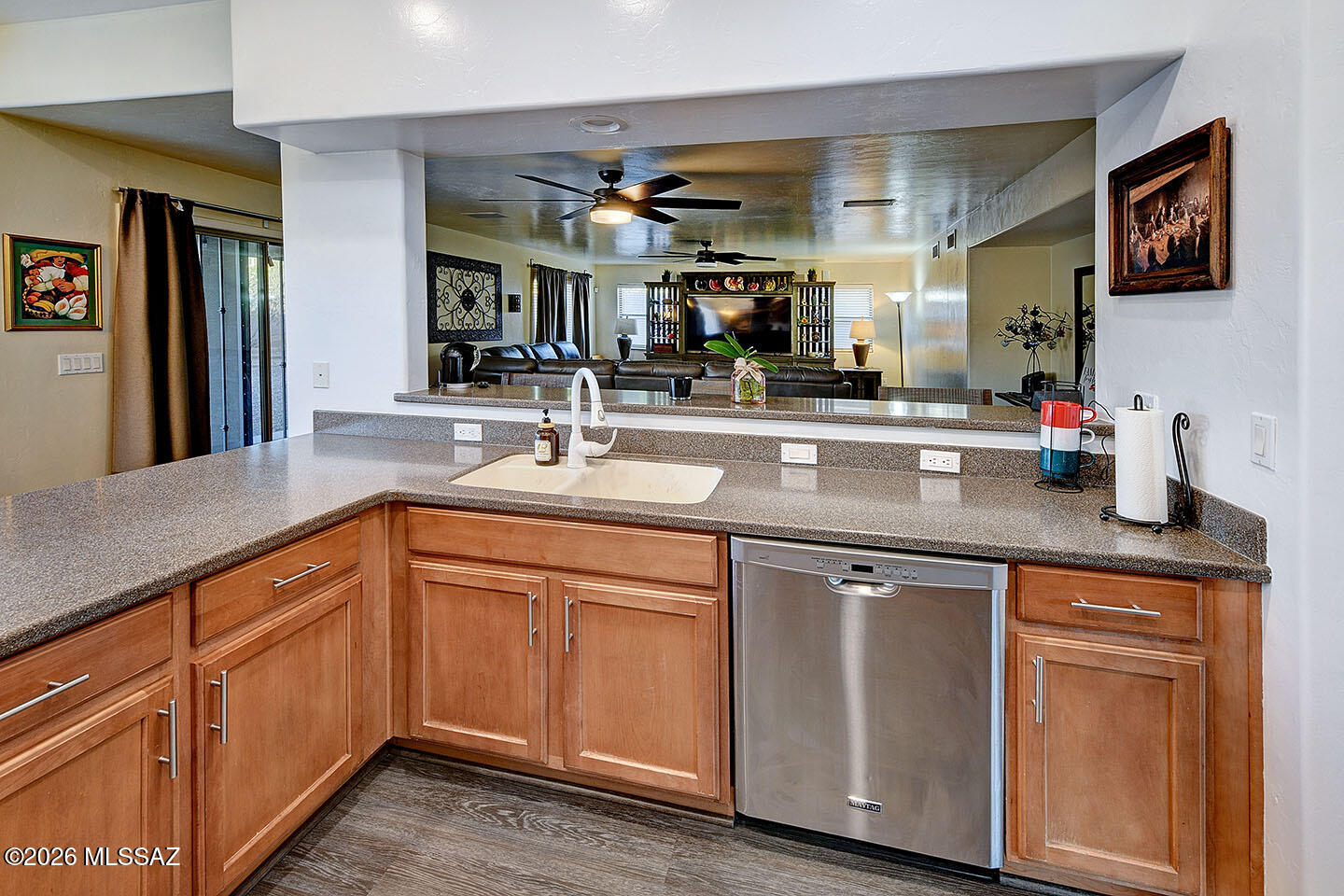 5271 E Park Vista Drive