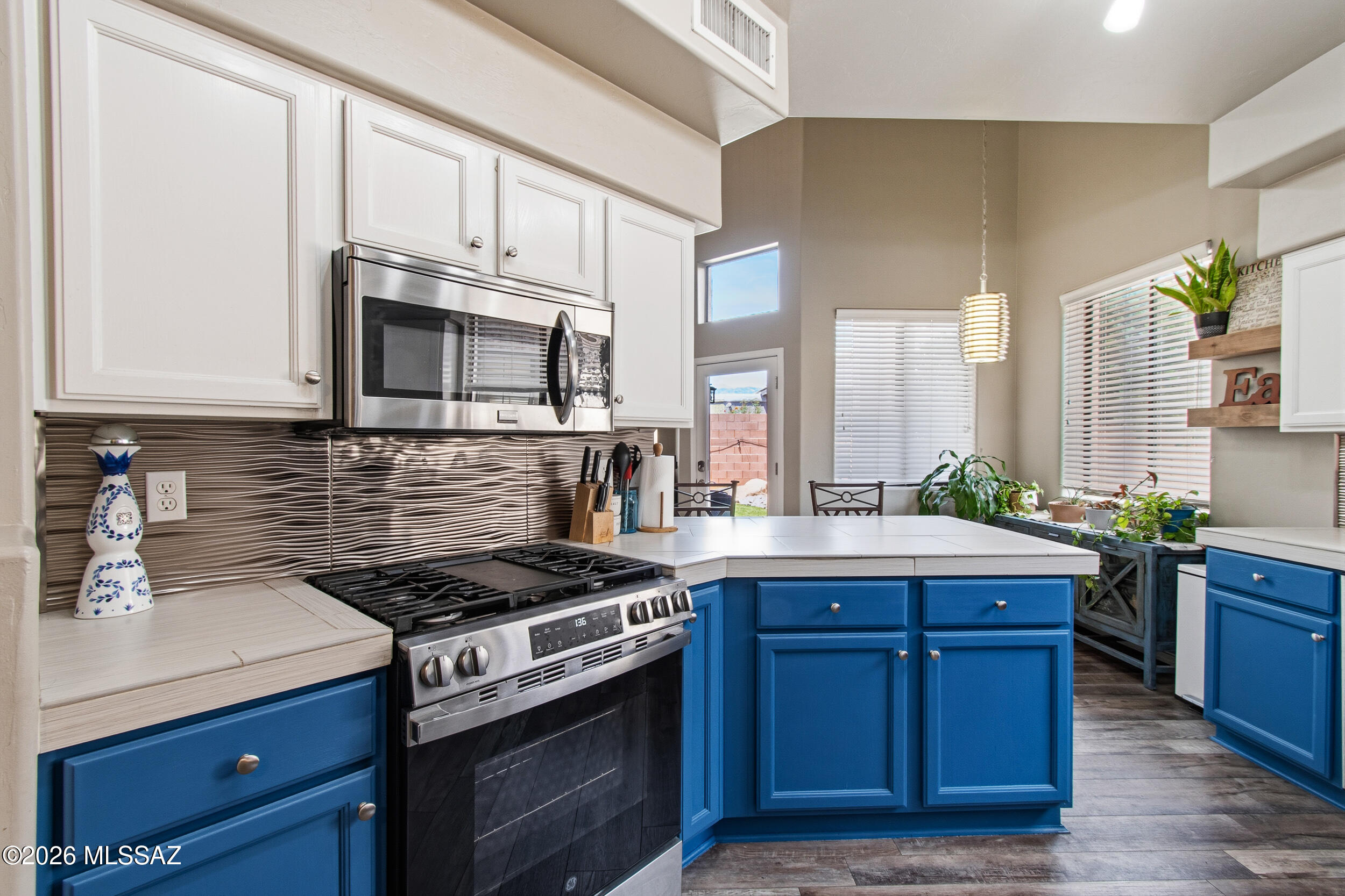 Catalina Point (1-32) - Residential