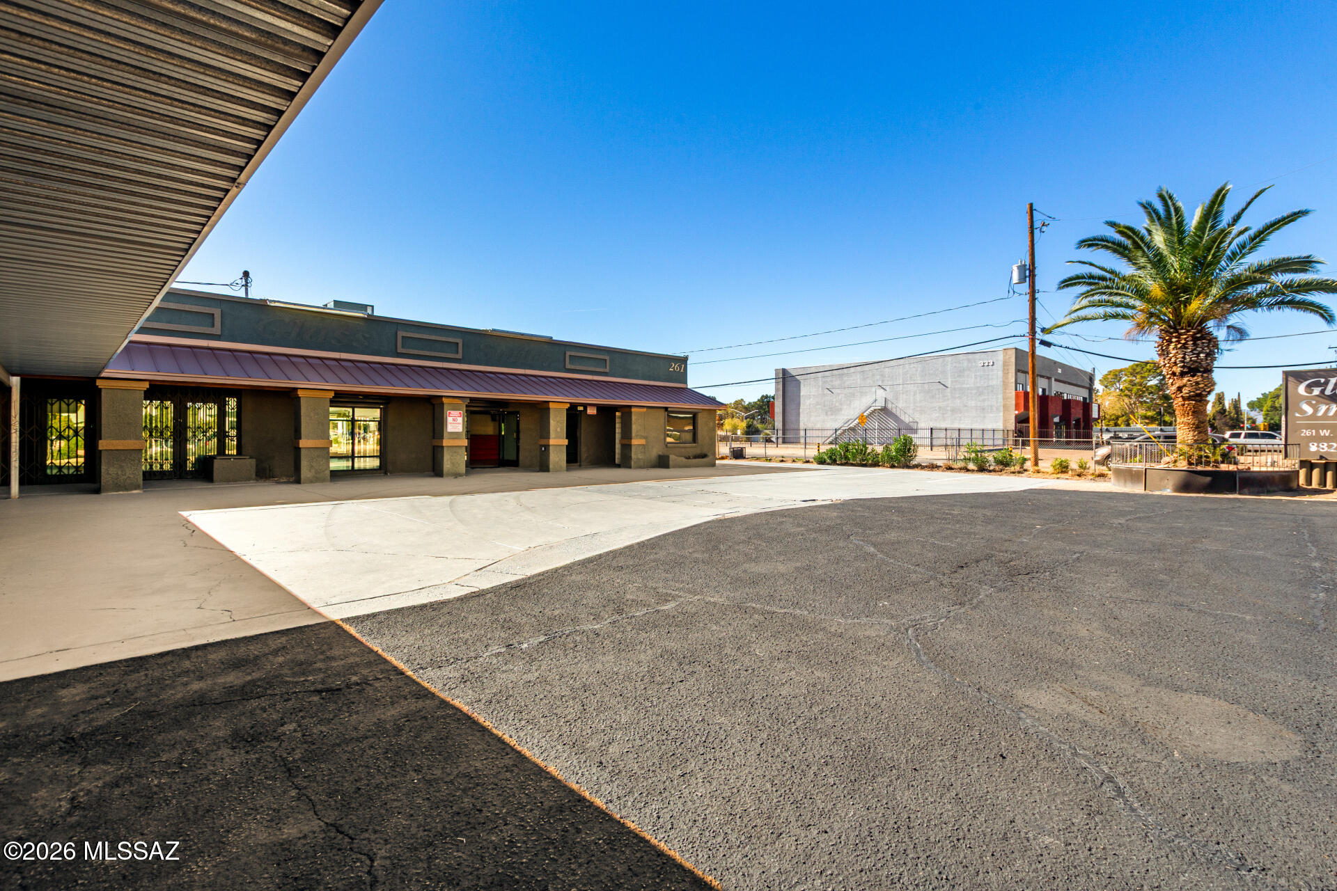 261 W Fort Lowell Road