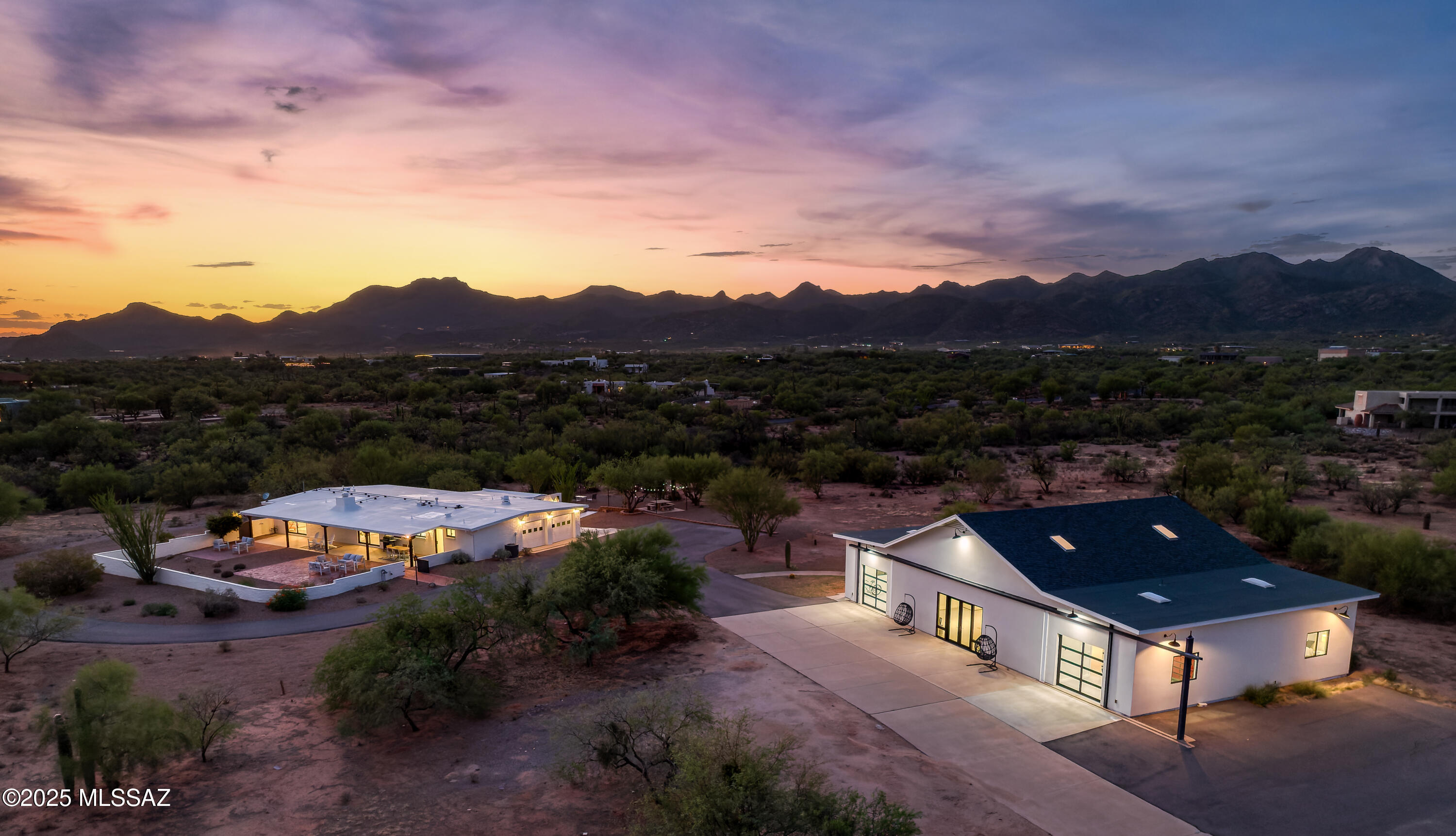 La Cholla Airpark - Residential