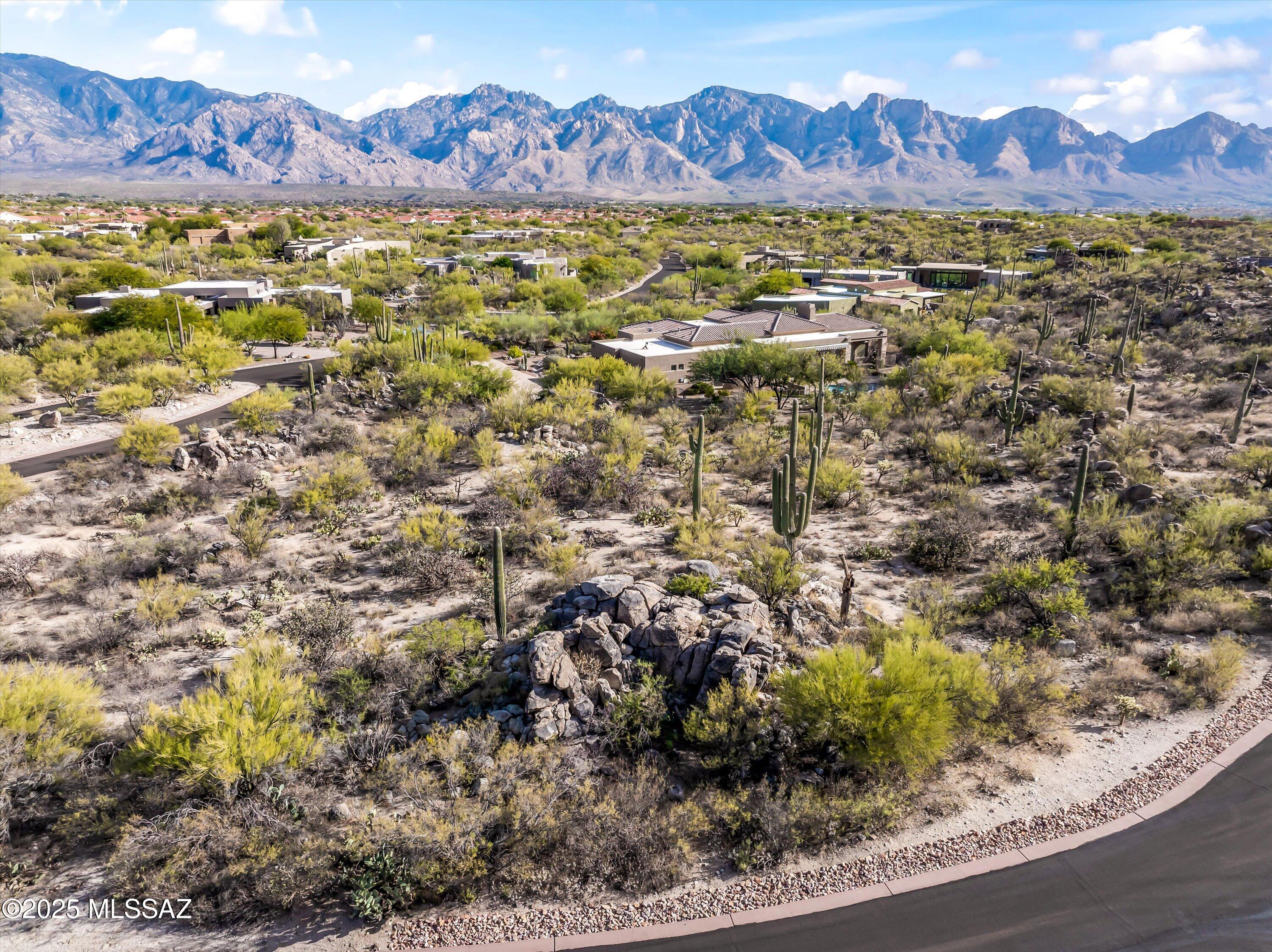 530 E Thunderstorm Place