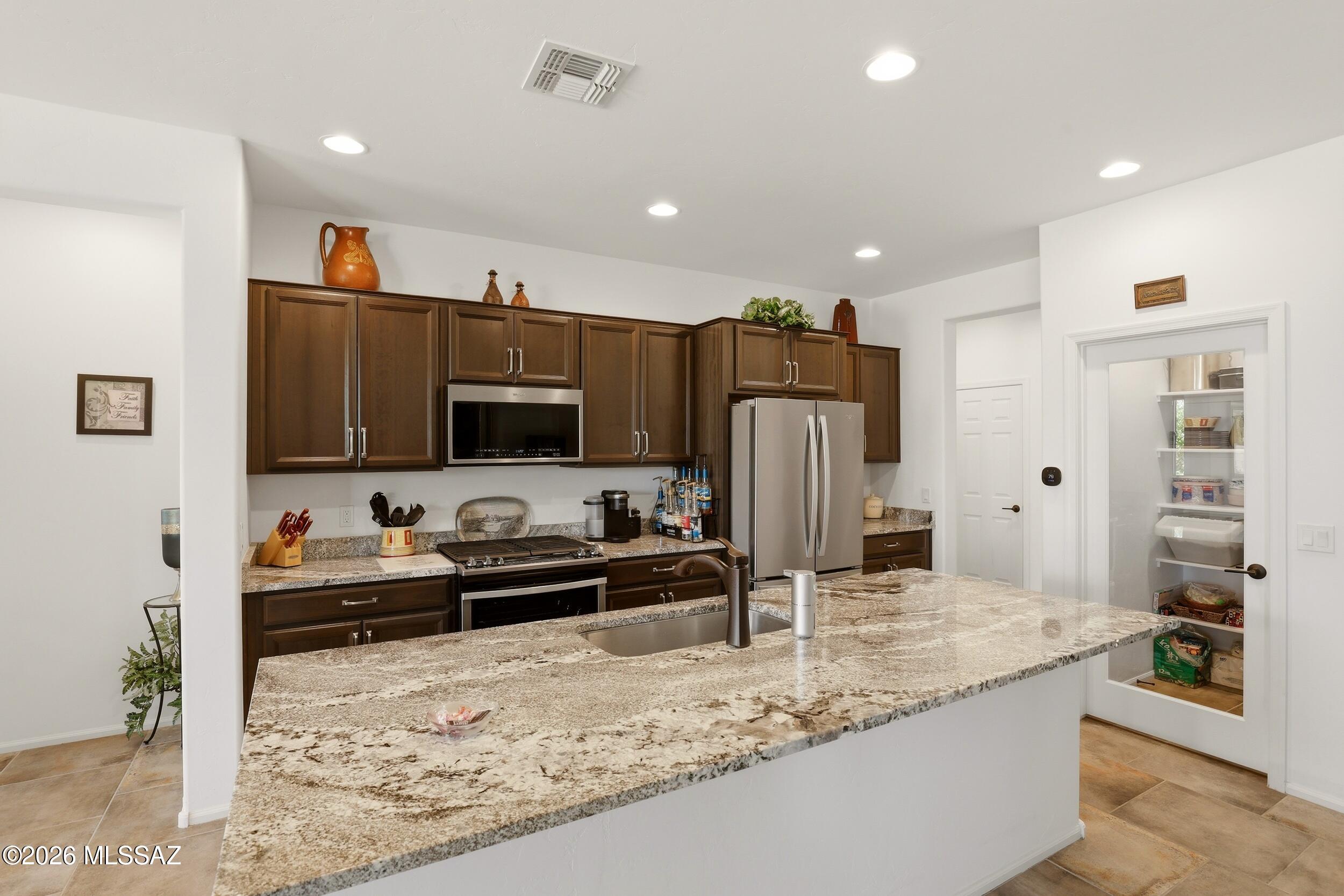 Desert Oasis At Twin Peaks - Residential