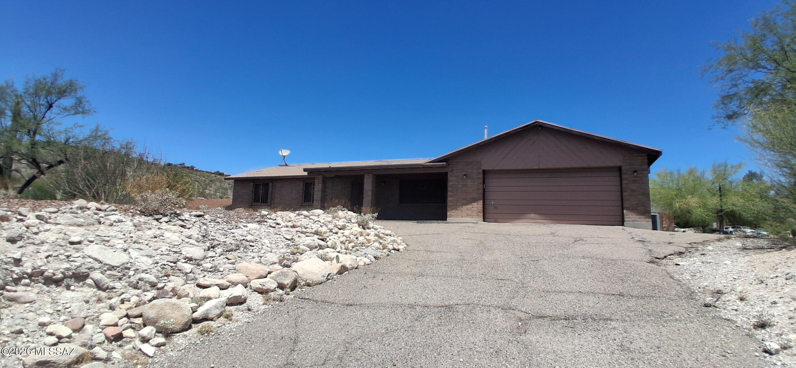 7281 E Clayridge Drive