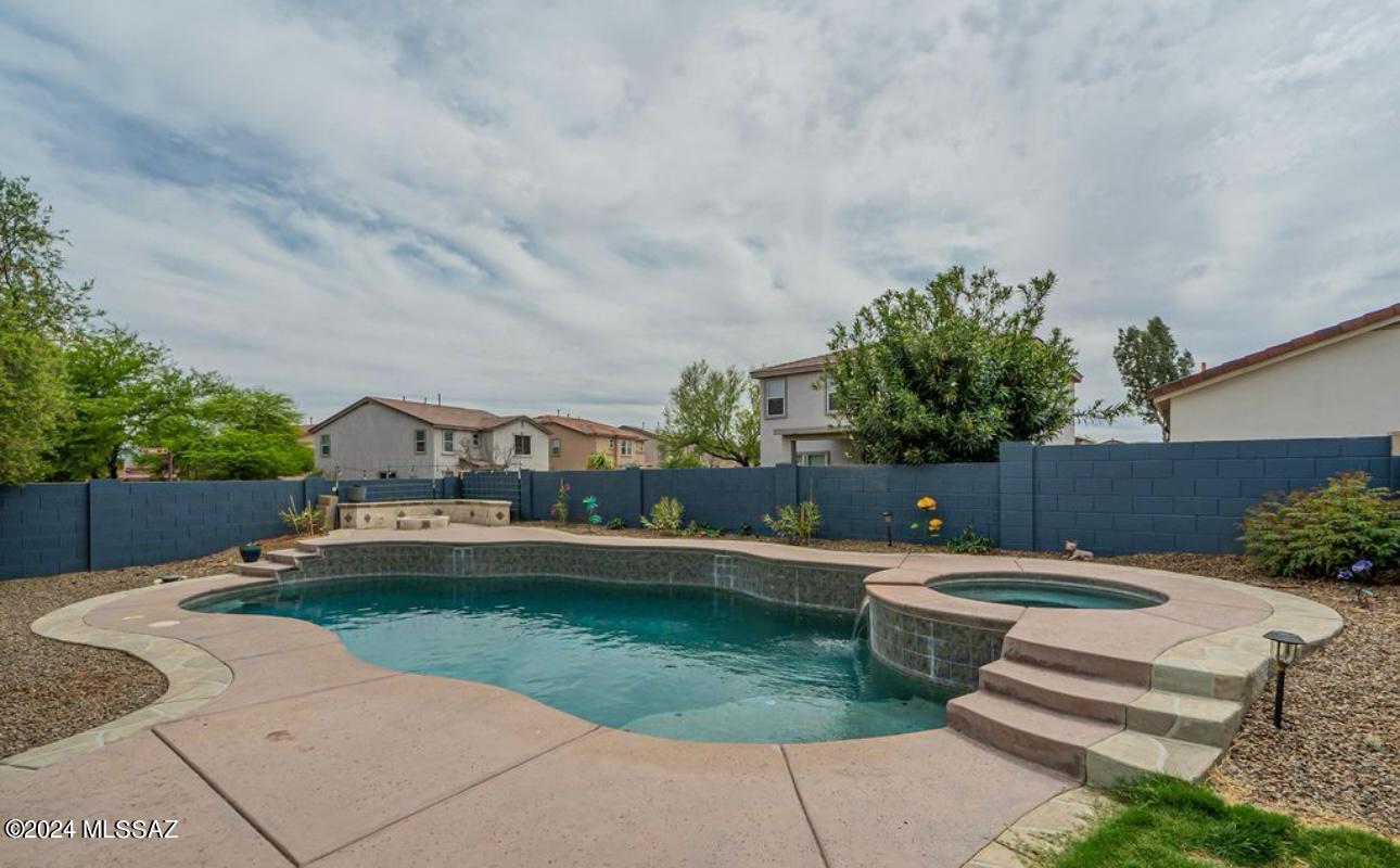 276 E Monterey Cypress Street