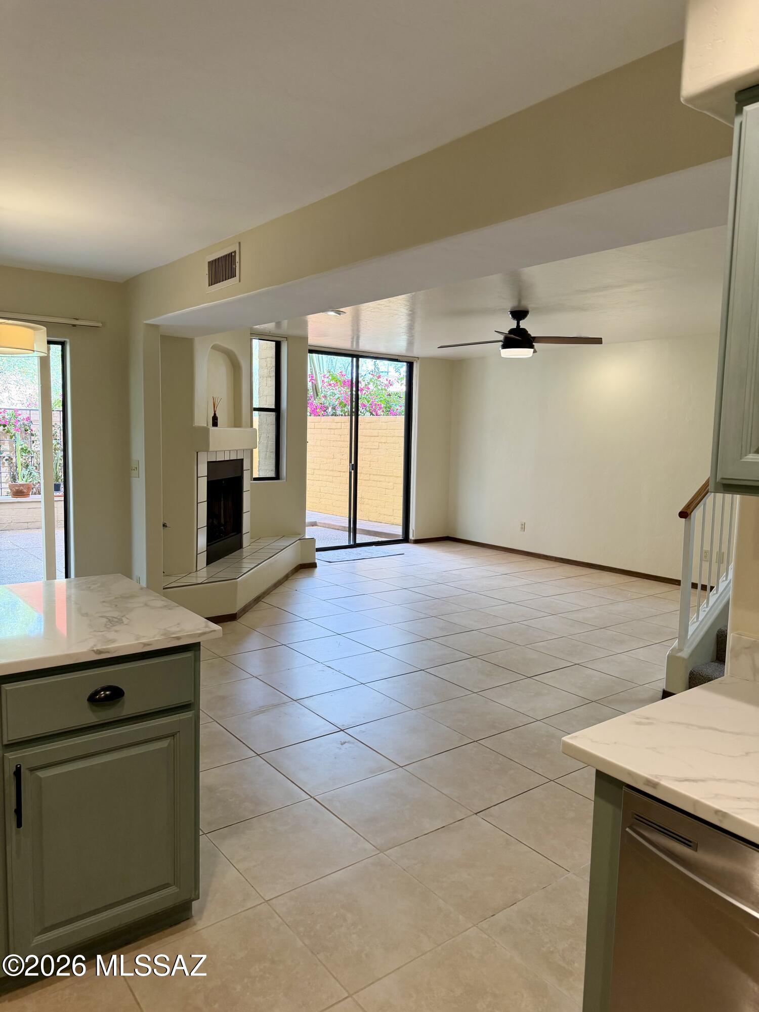 2928 E Sierra Vista Road