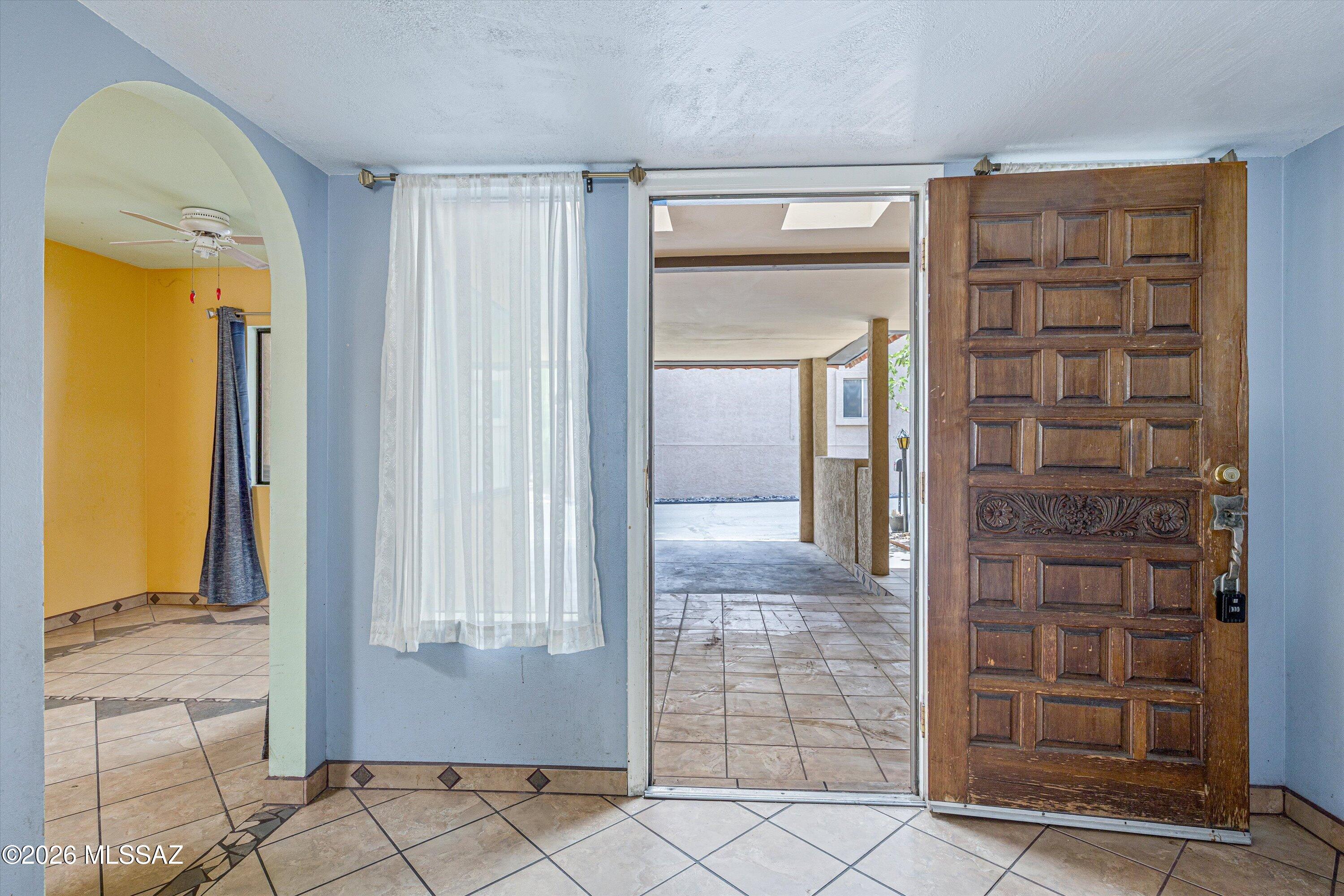 8651 N Avenida Amatista