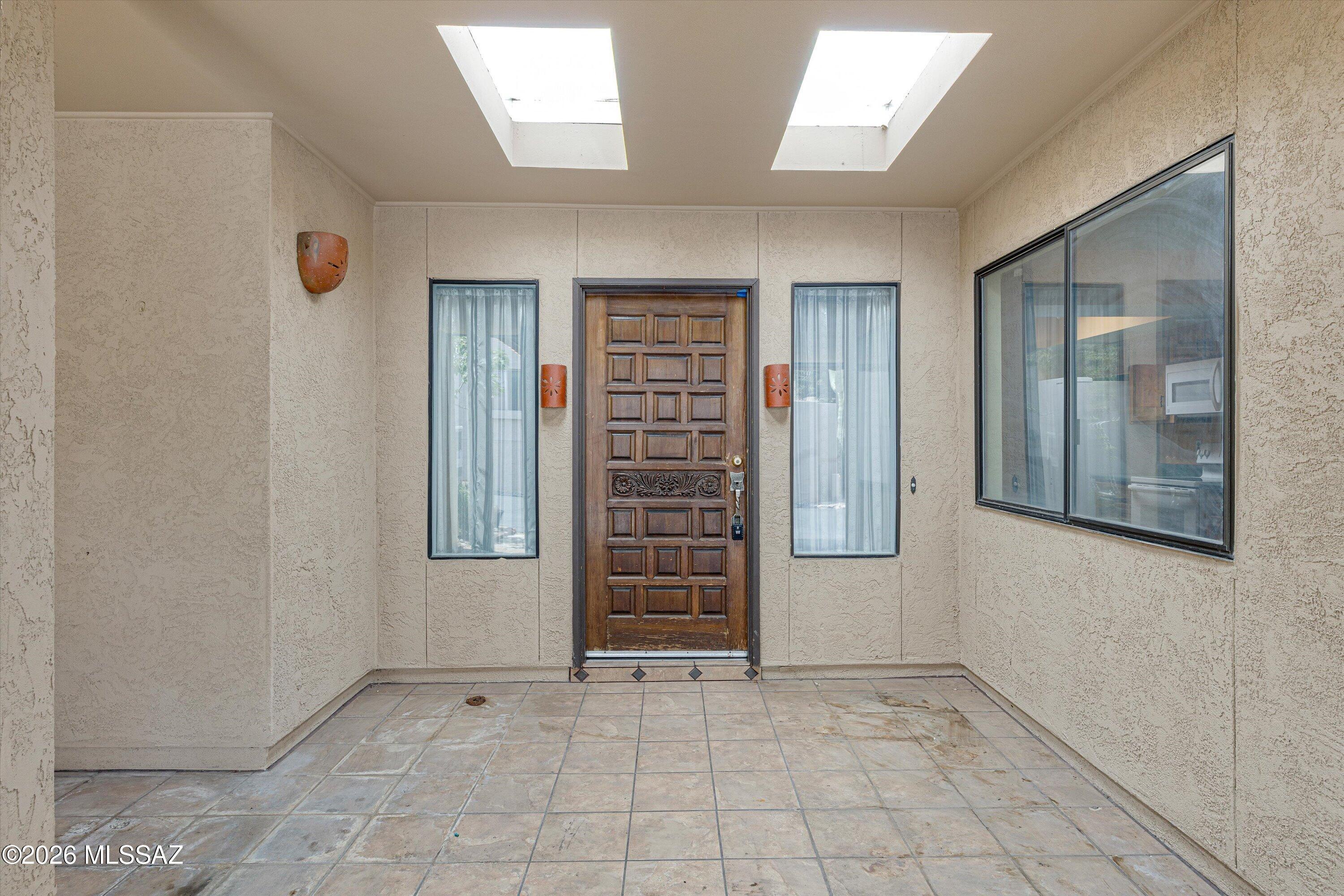8651 N Avenida Amatista