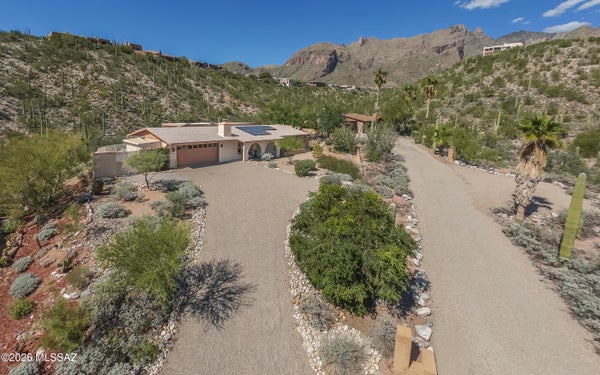6841 N QUARTZITE CANYON PL, TUCSON, AZ 85718 - Image 52c050fc66948bbdb92837a5cd4c8f6f/95332656
