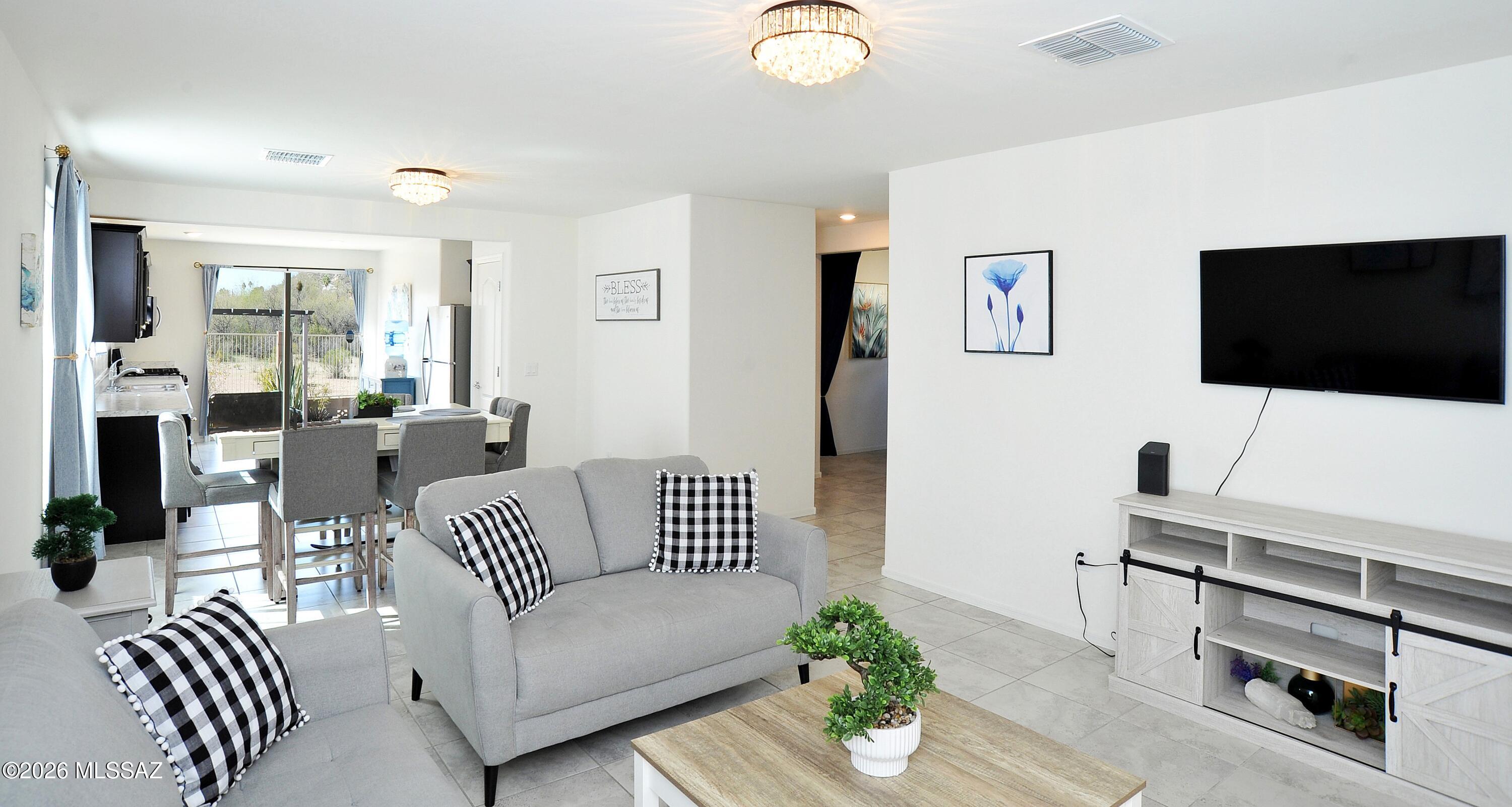 2955 W Dakota Vista Way