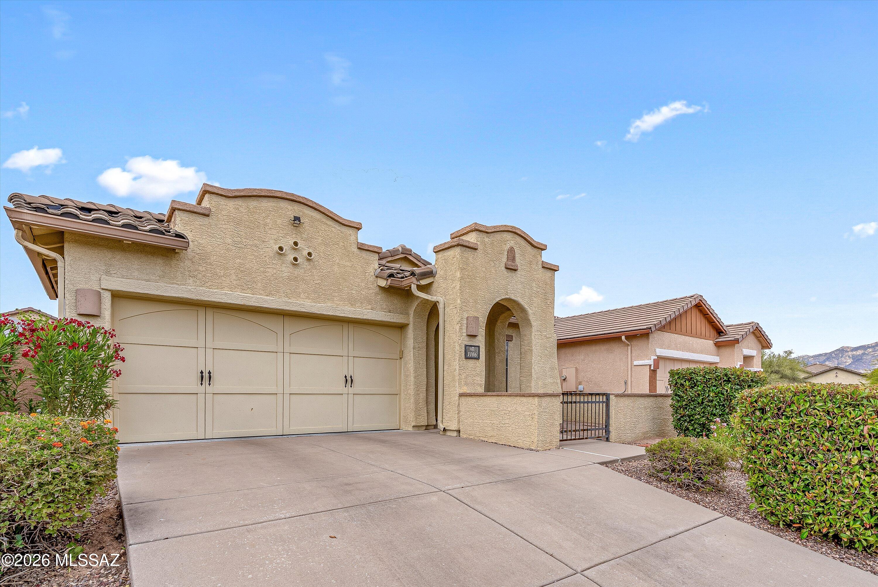 1106 W Montelupo Drive