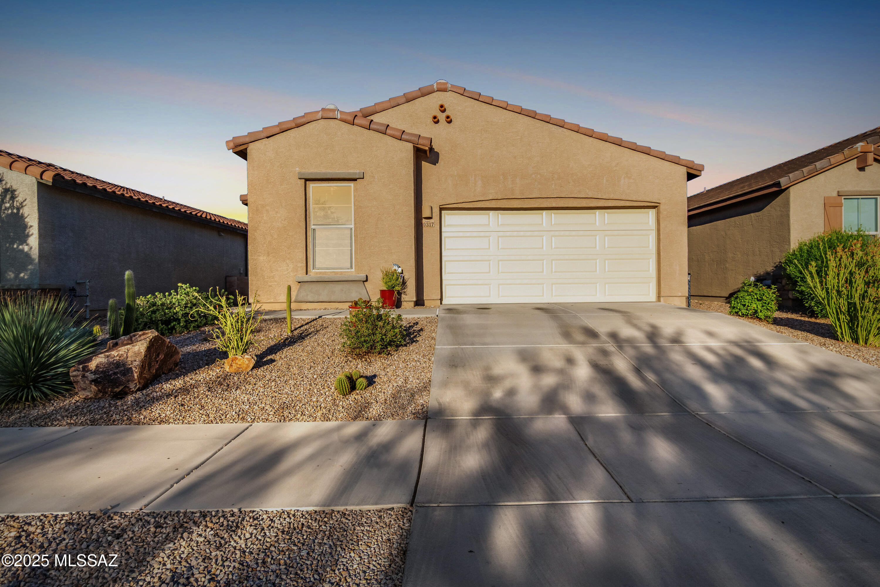 Rancho Del Lago (101-206) - Residential
