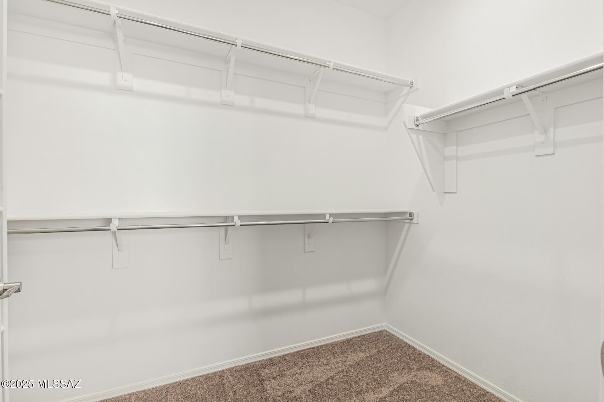 Vista Del Oro (1-108) - Residential Lease