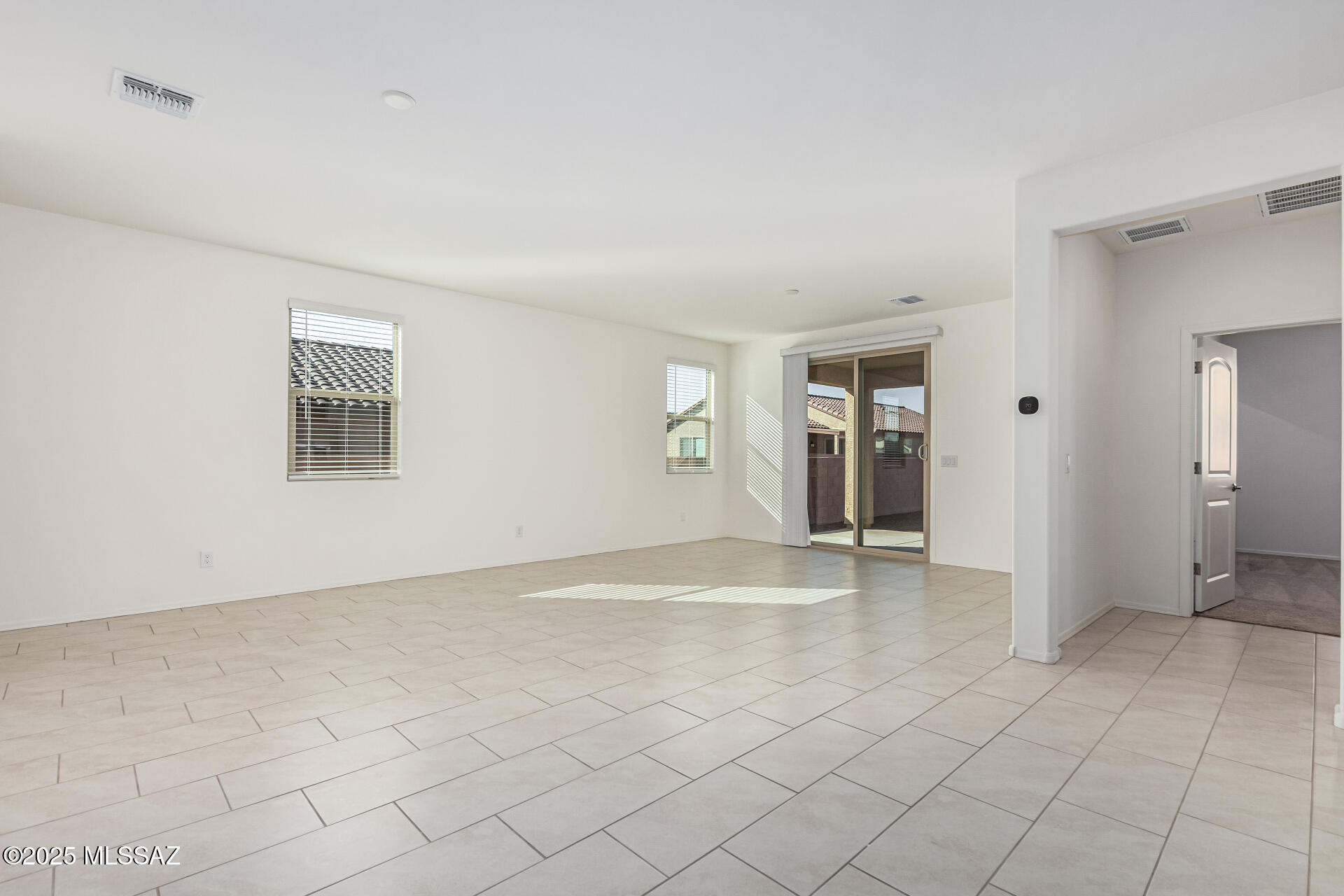 Vista Del Oro (1-108) - Residential Lease