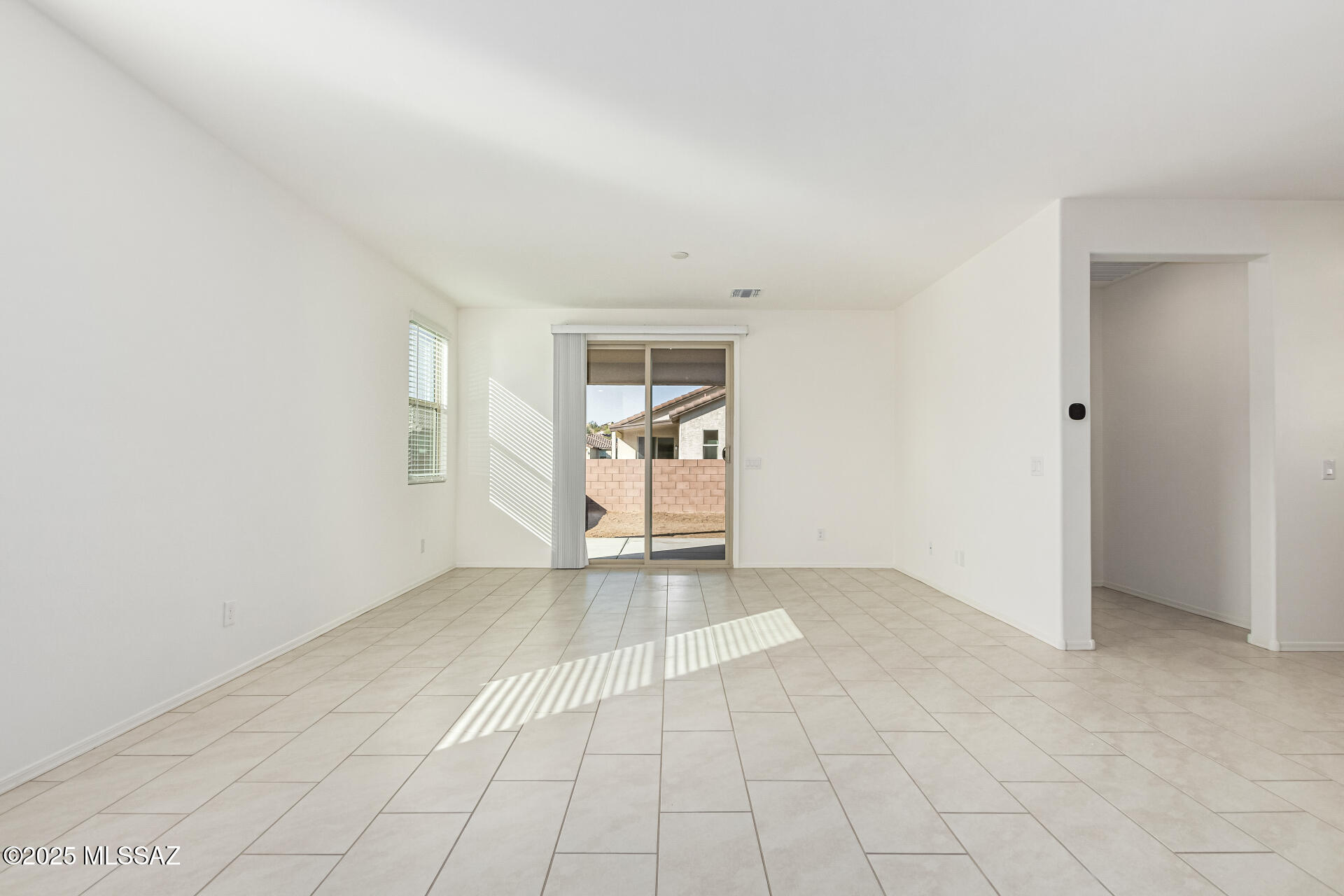 Vista Del Oro (1-108) - Residential Lease