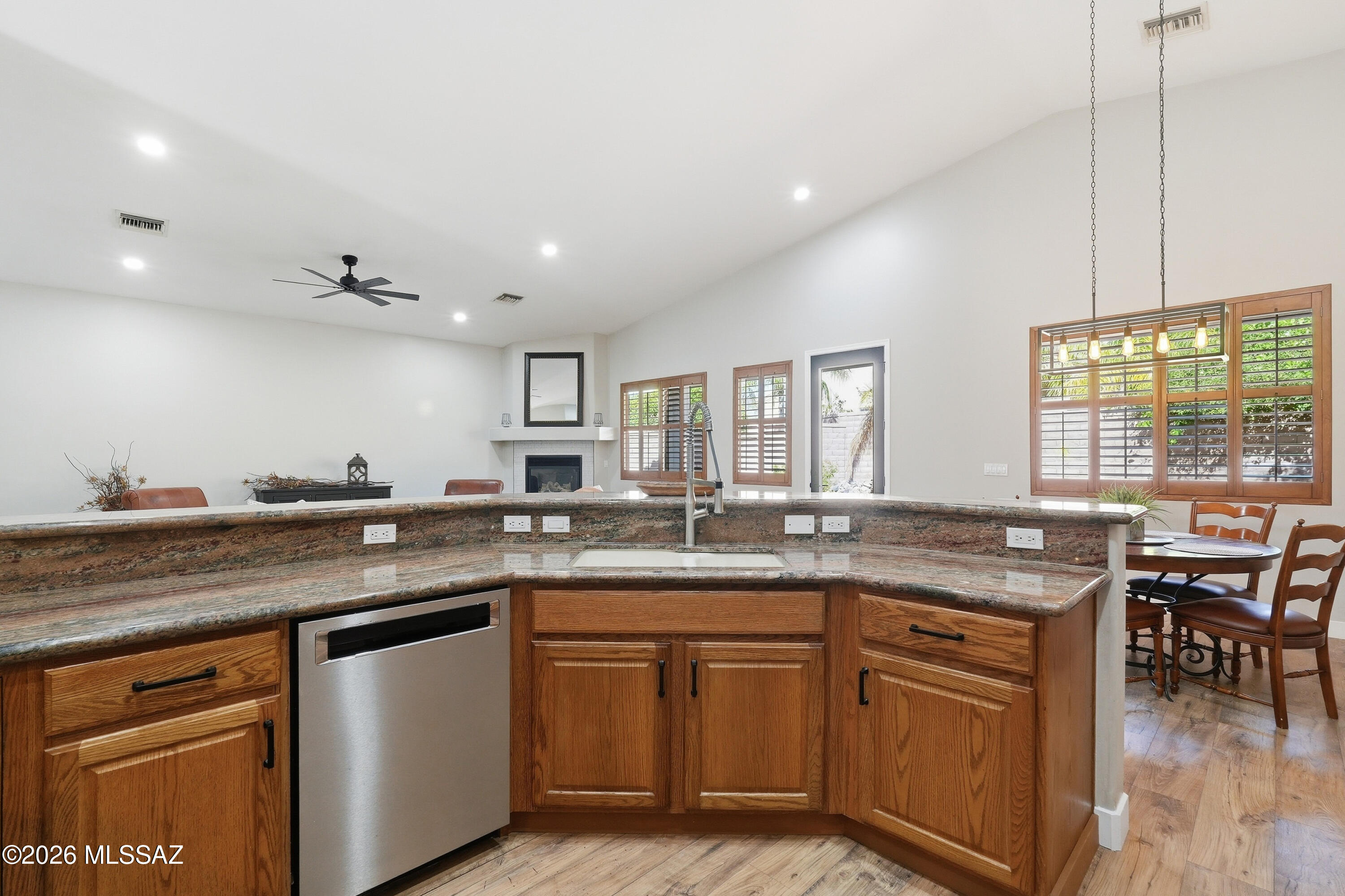 Vista Montana - Residential