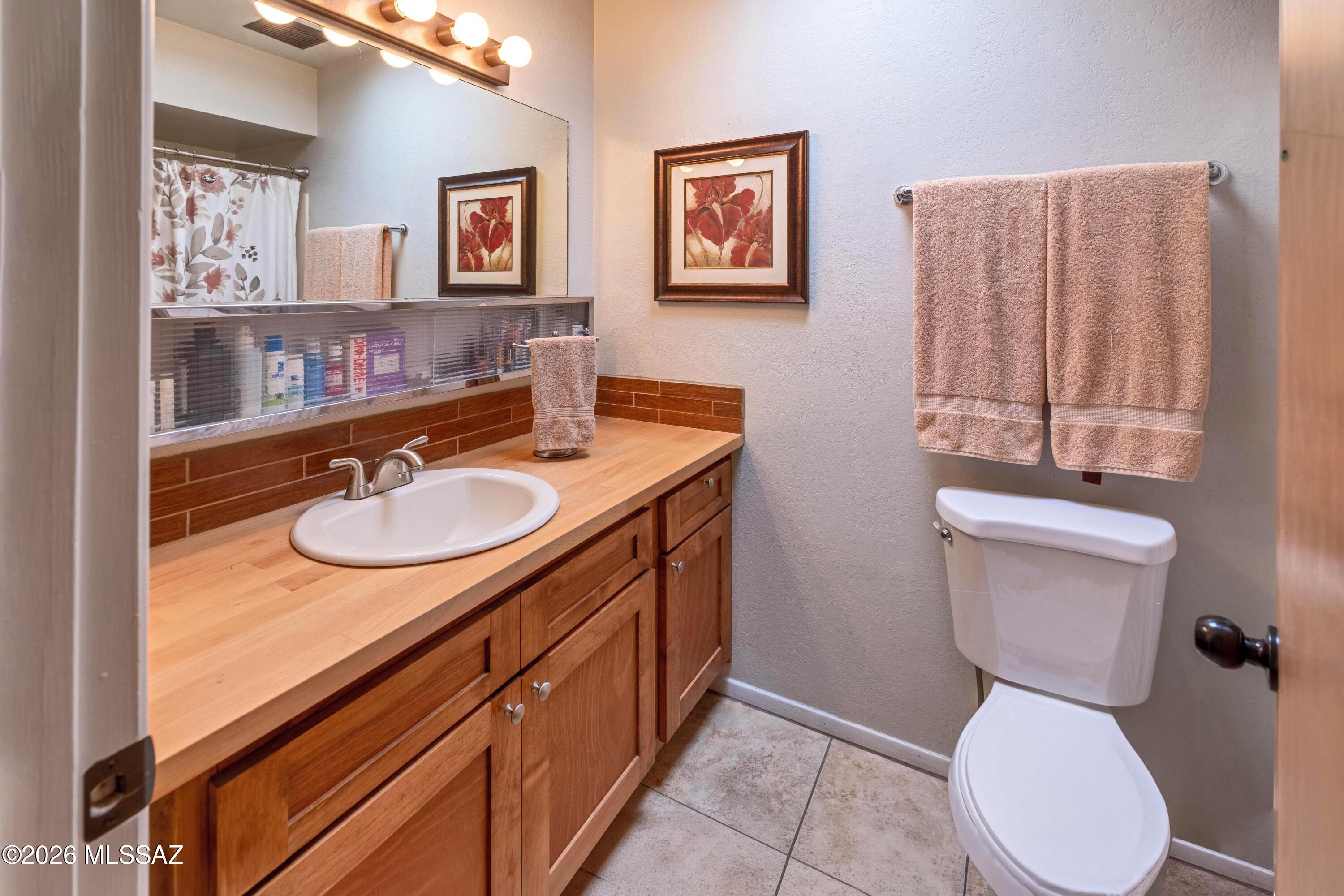 Vista Del Oro Townhouses (1-33) - Residential