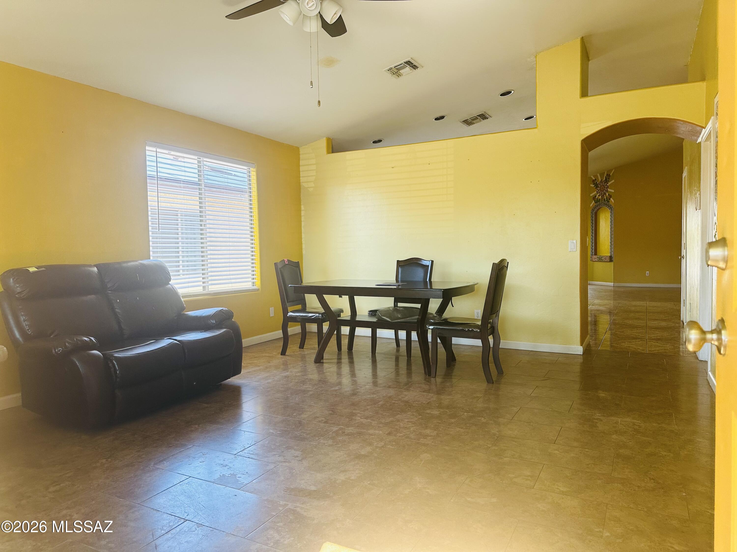4641 S Paseo Rio Bravo