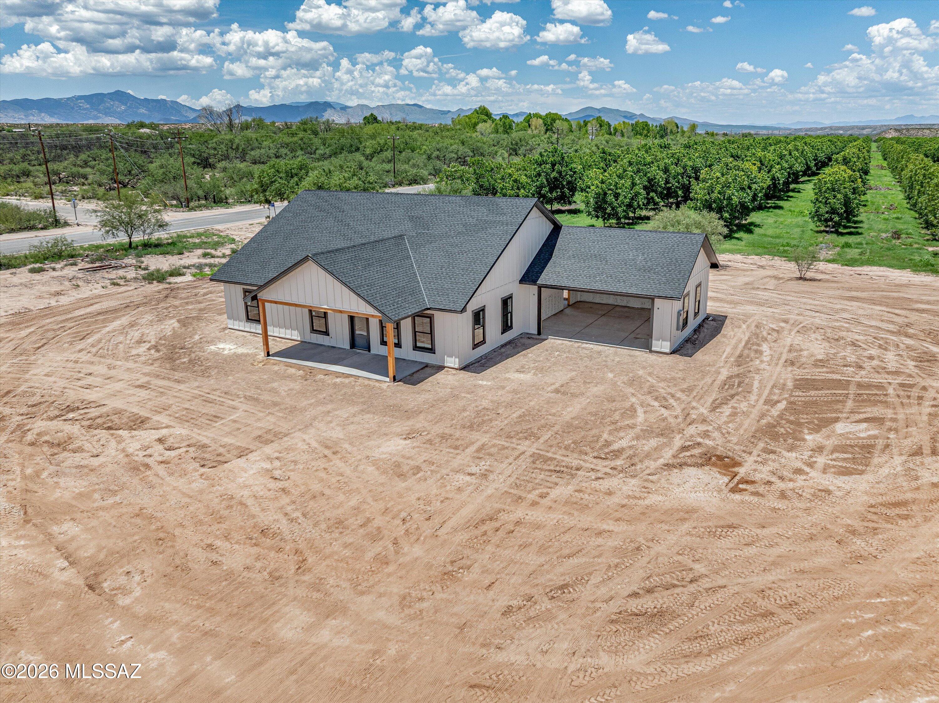 1261 N Ocotillo Road