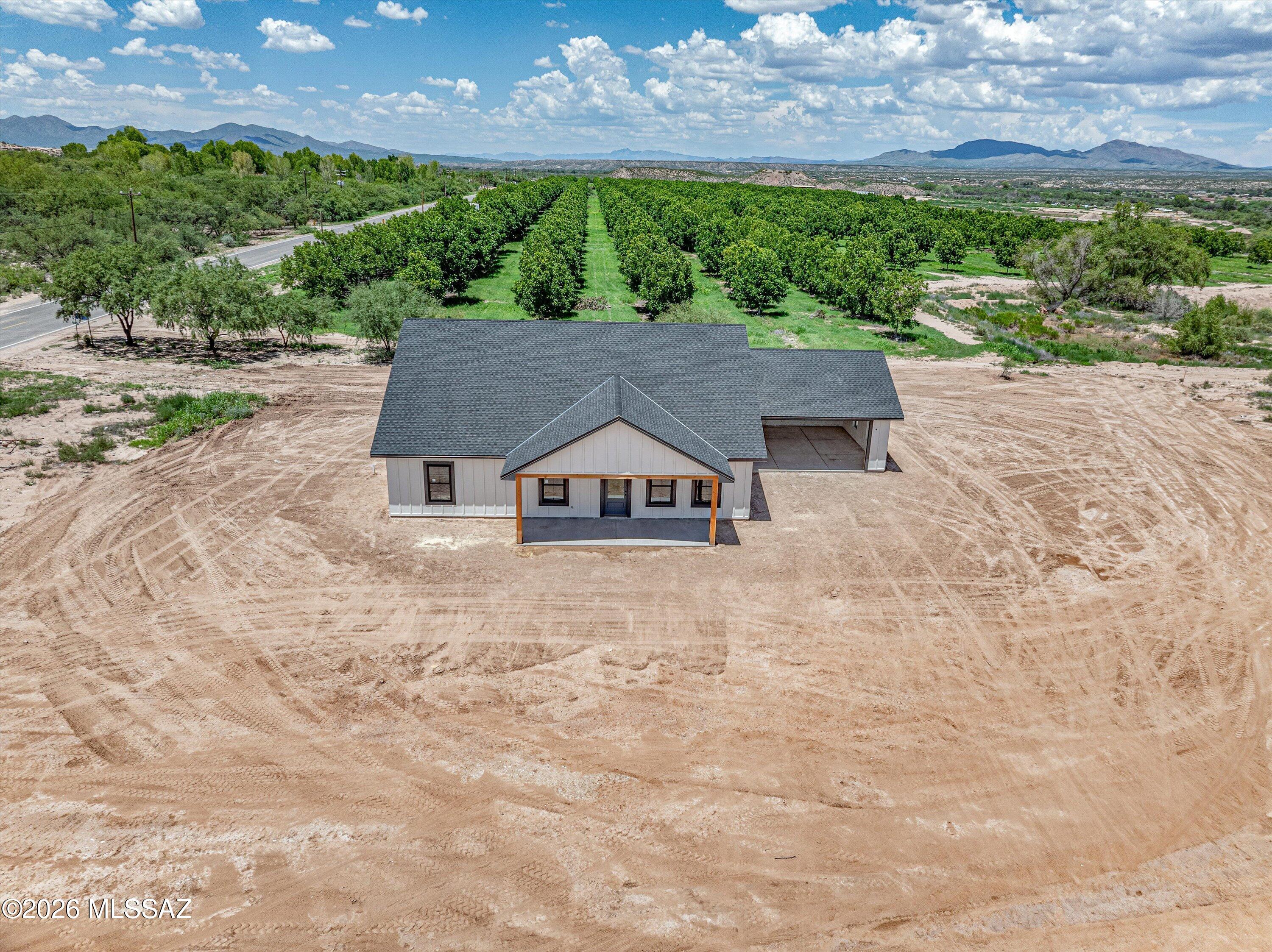 1261 N Ocotillo Road