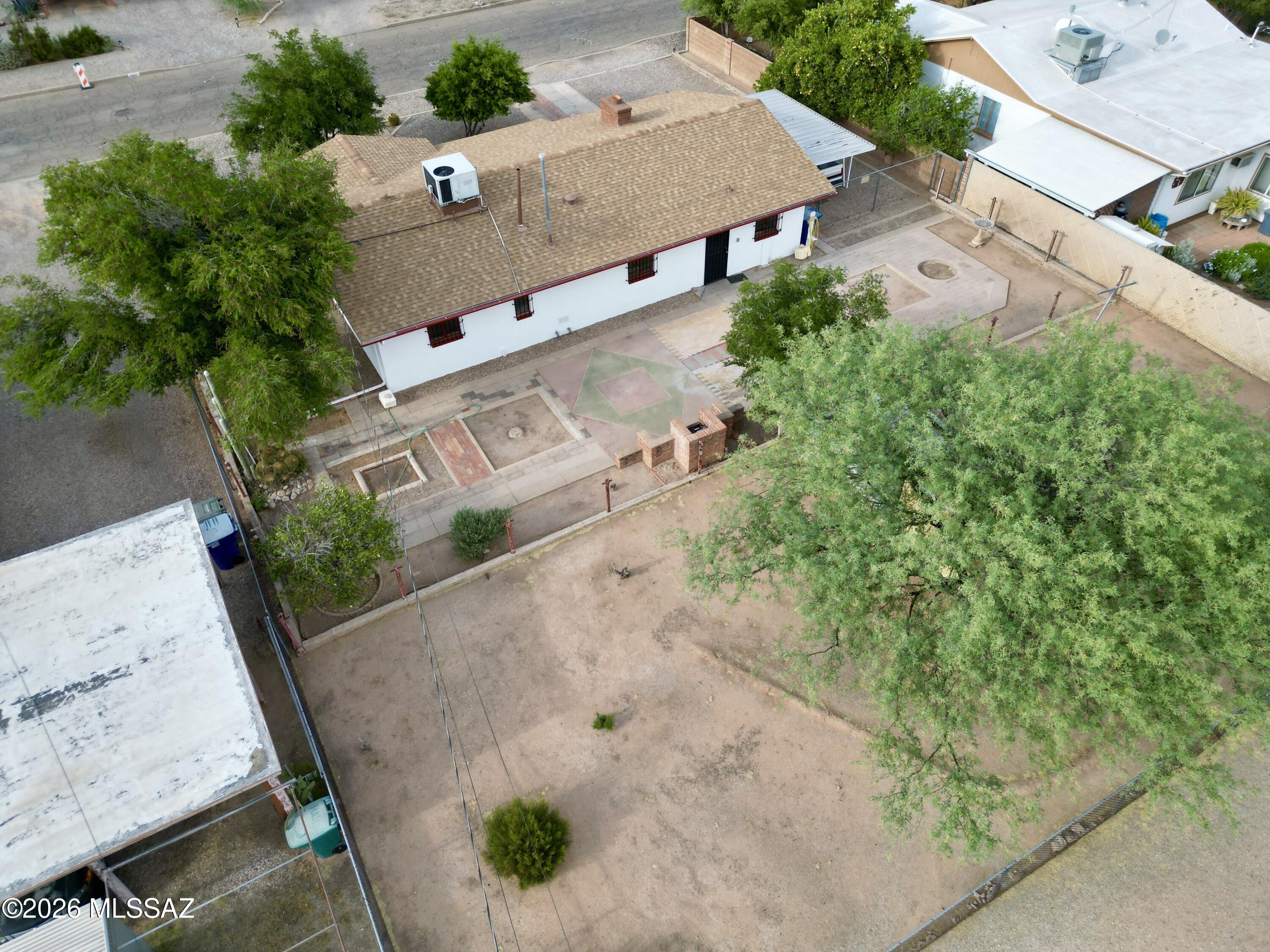 1038 E Blanton Drive