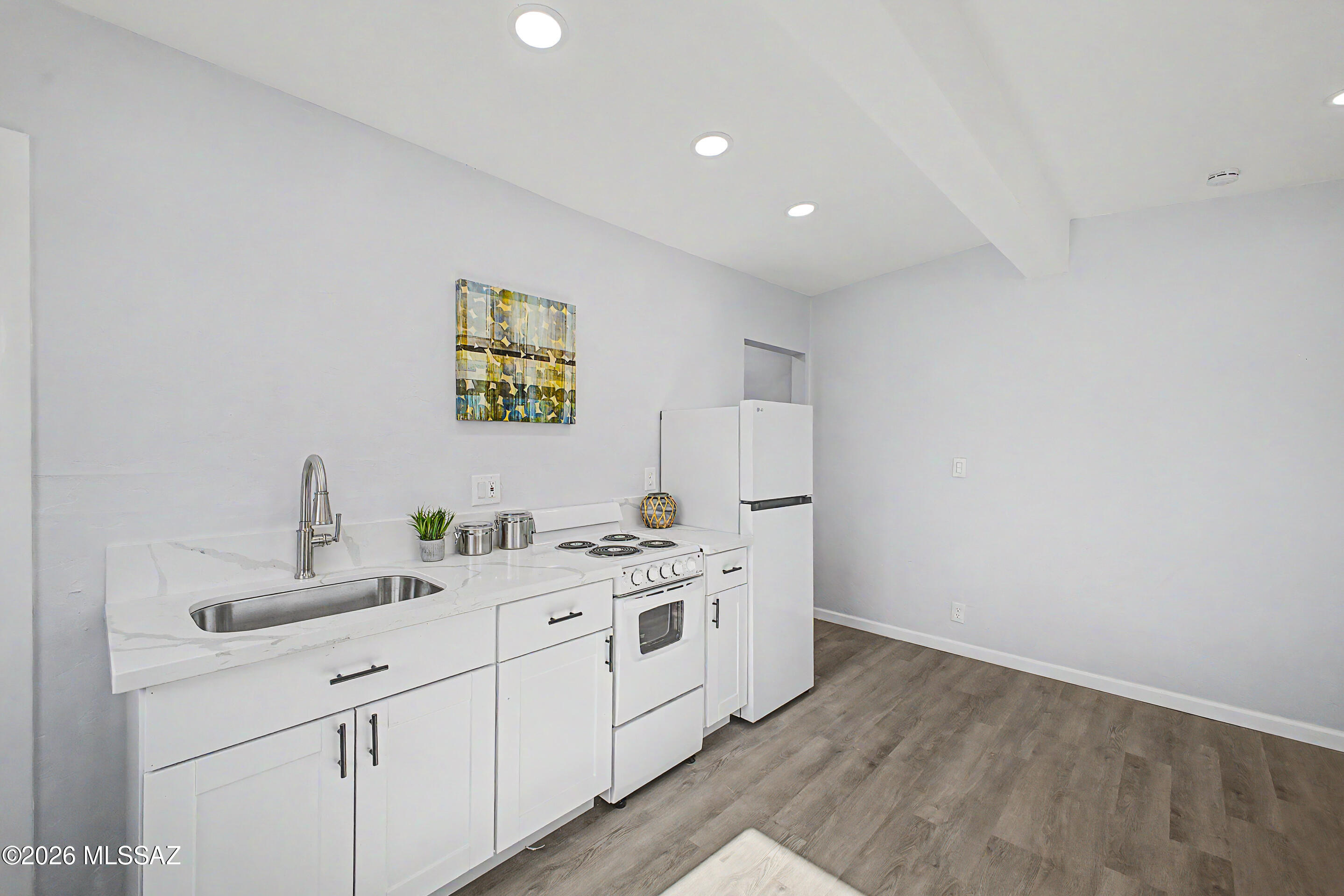 Douglas Terrace (1-69) - Residential