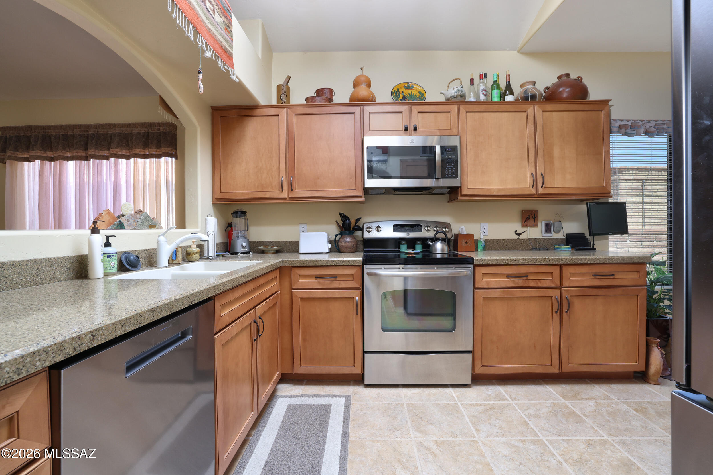 Valle Del Oro Townhomes (1-90) - Residential