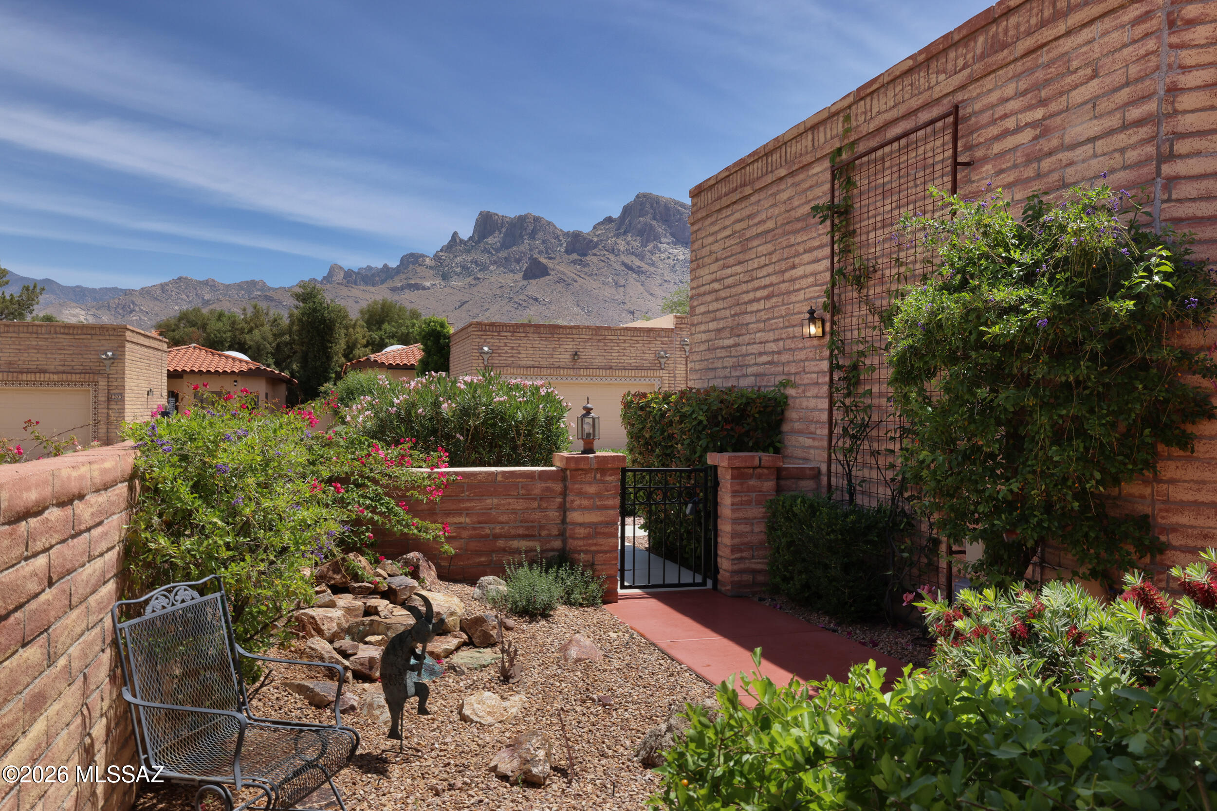 210 E Crooked Stick Drive