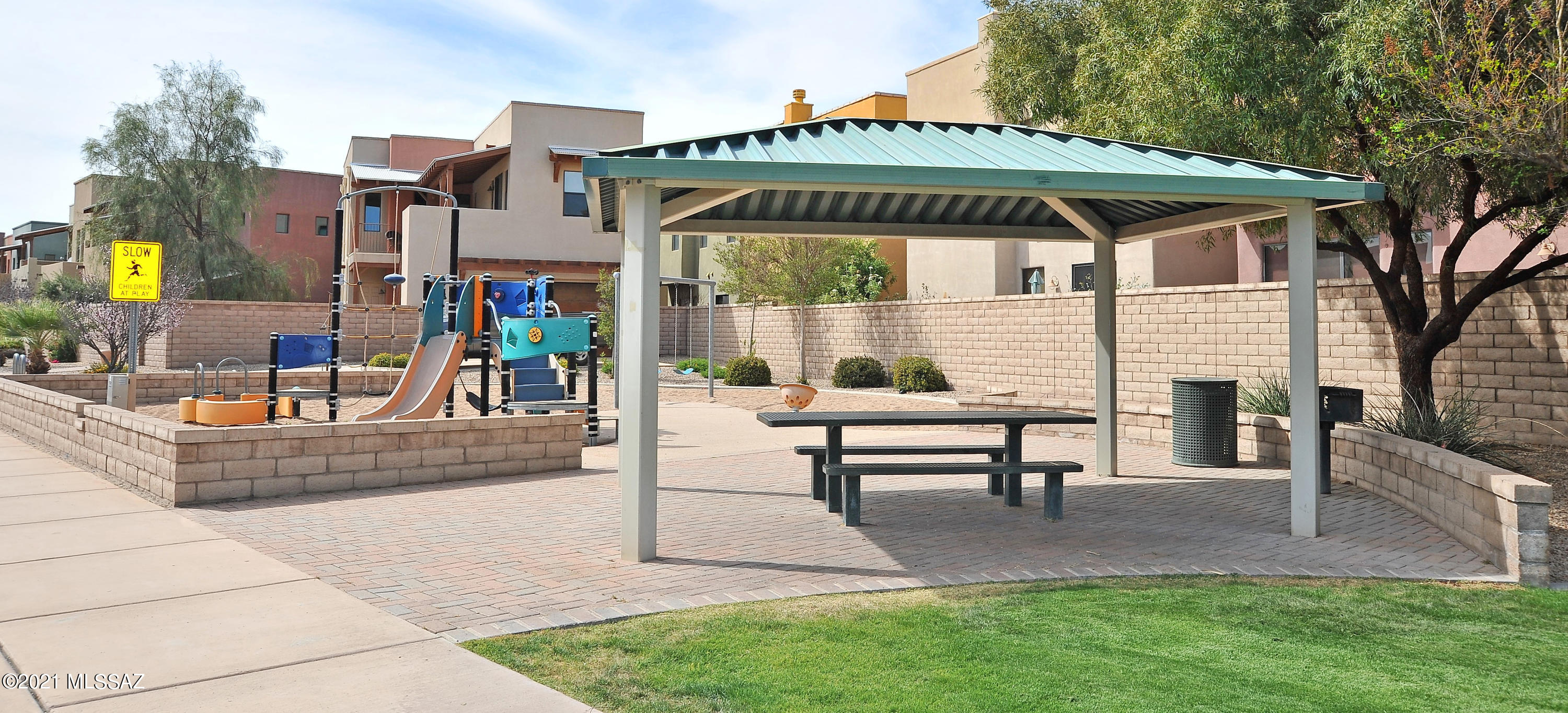 Miramonte at the River (1-163) - Residential Lease