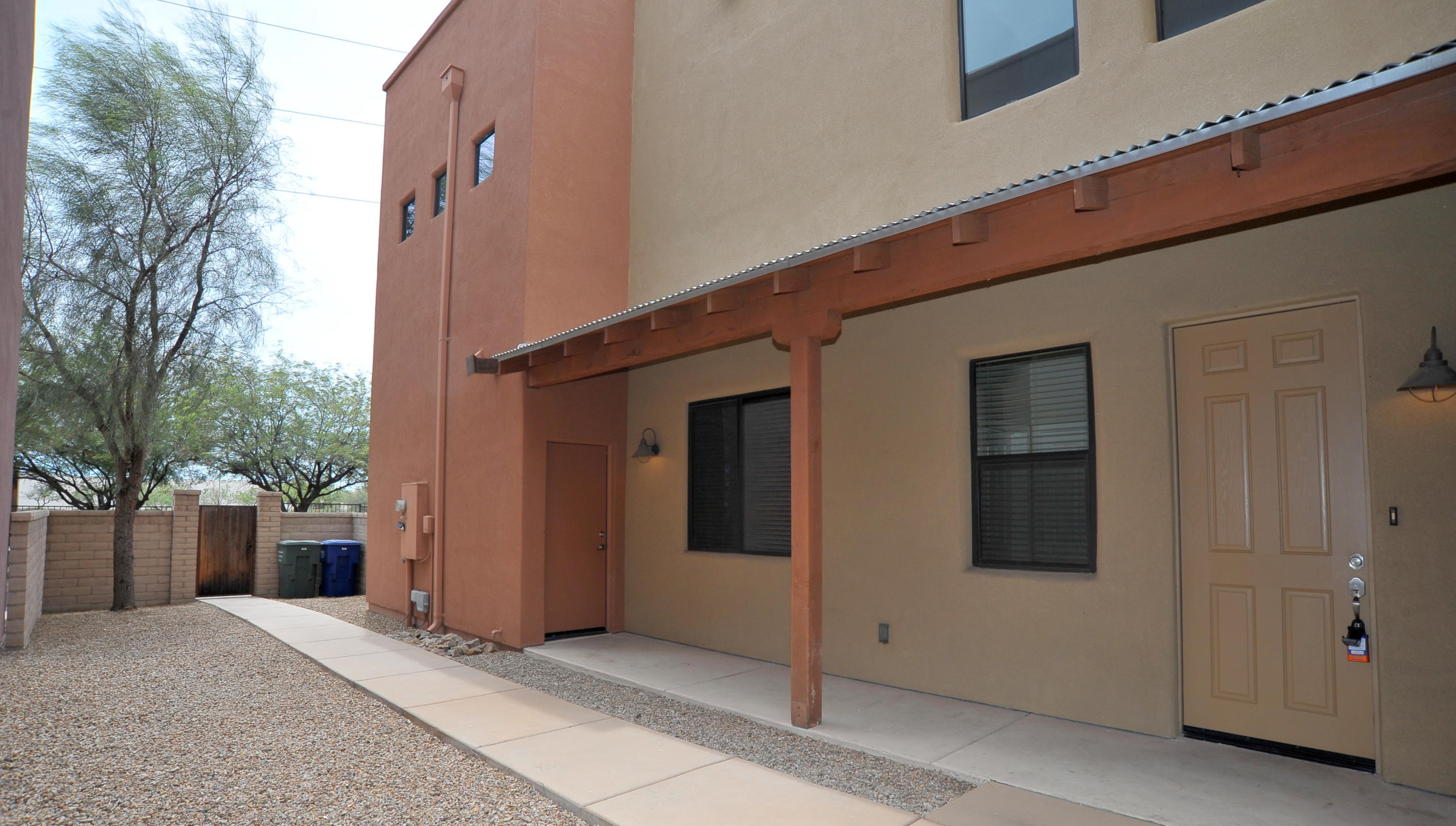 Miramonte at the River (1-163) - Residential Lease